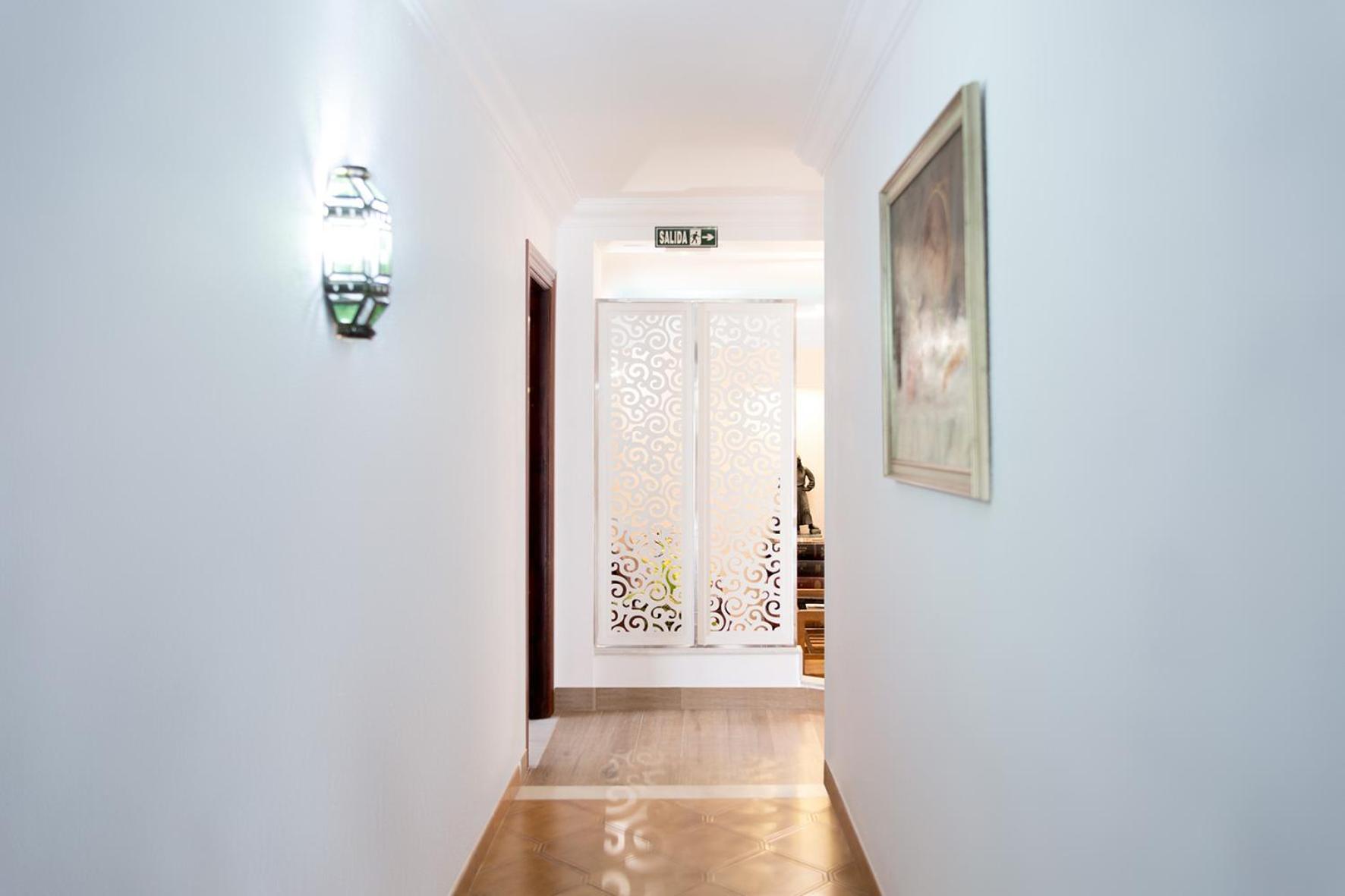 Hostal Alhambra - Adults Only