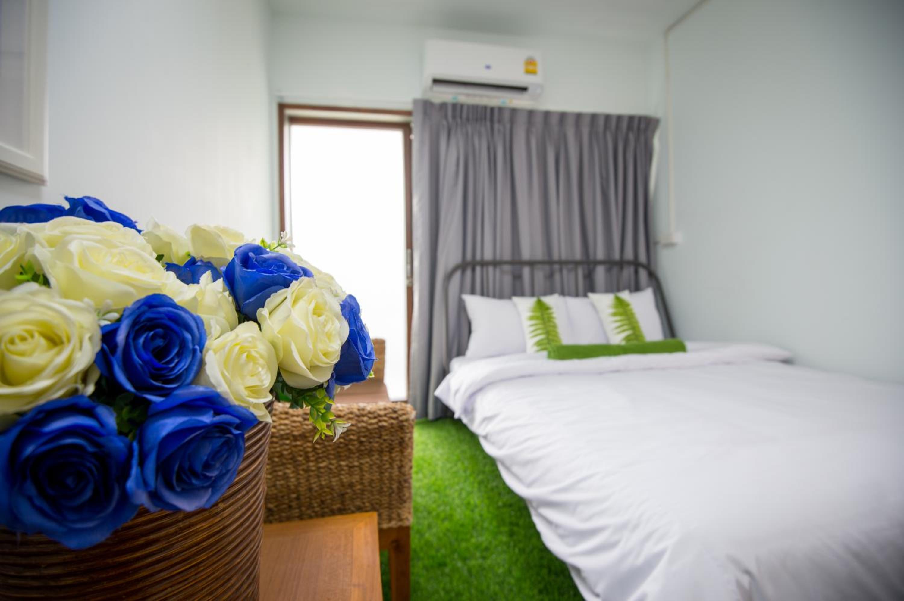Victory Park Hostel - Maya Hostel