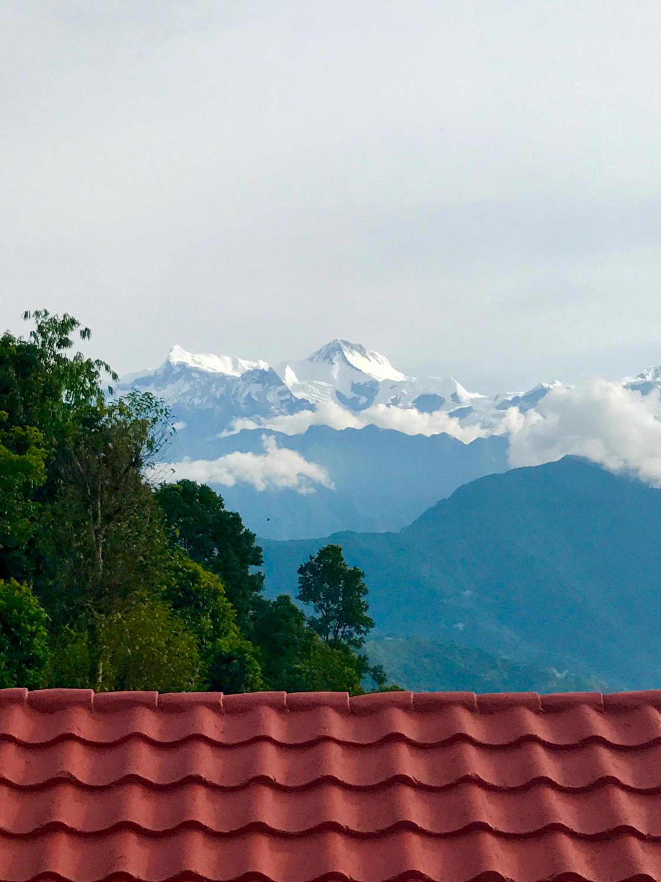Superview Lodge - Family-Run, Himalayan Sunrise
