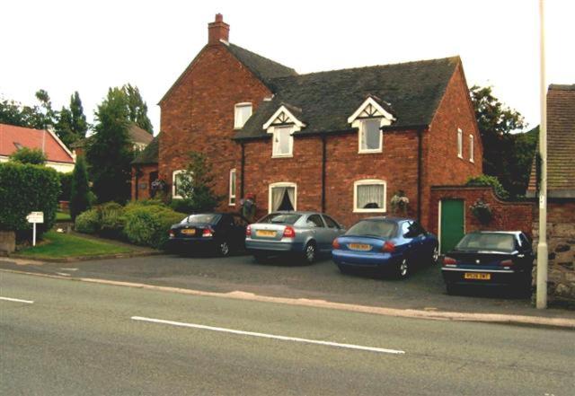 Photo 18