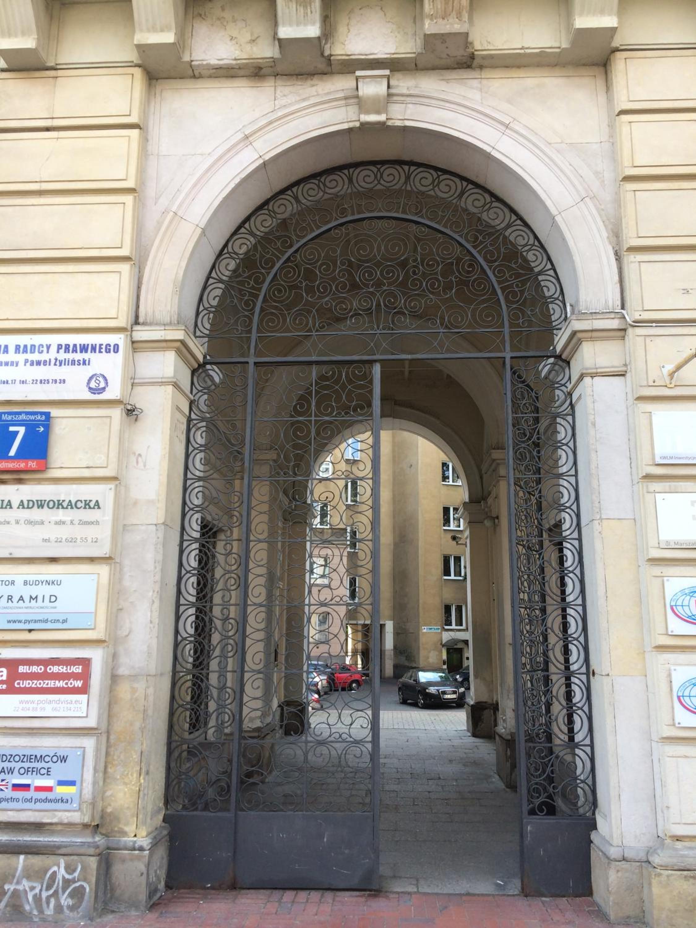 Photo 33