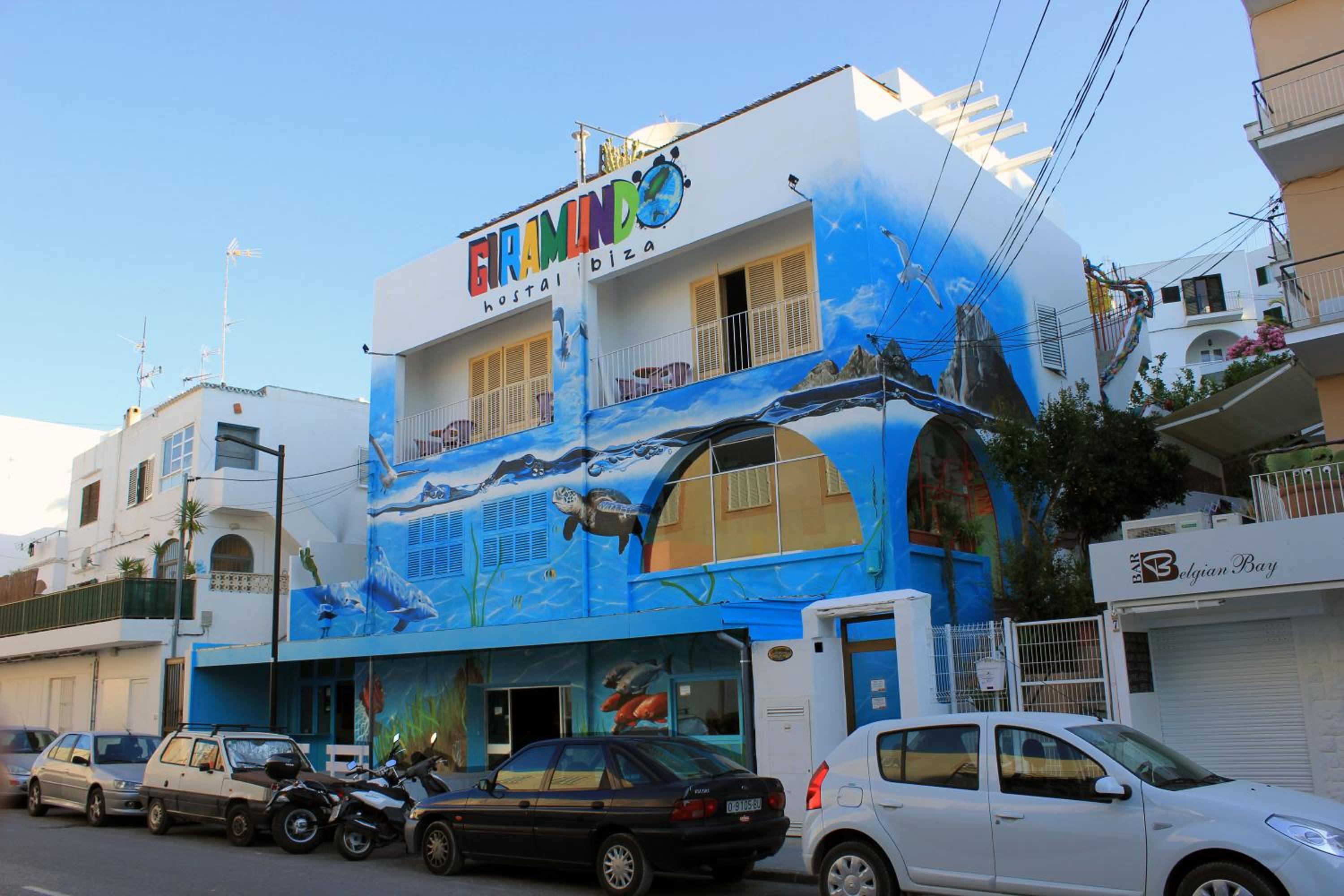 Hostal Giramundo view 2