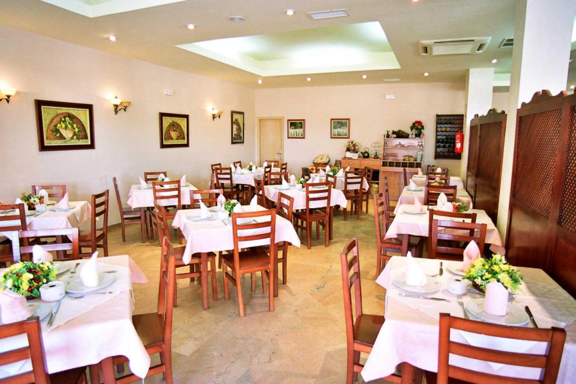 Hostal Restaurante Hermanos Zamora view 4