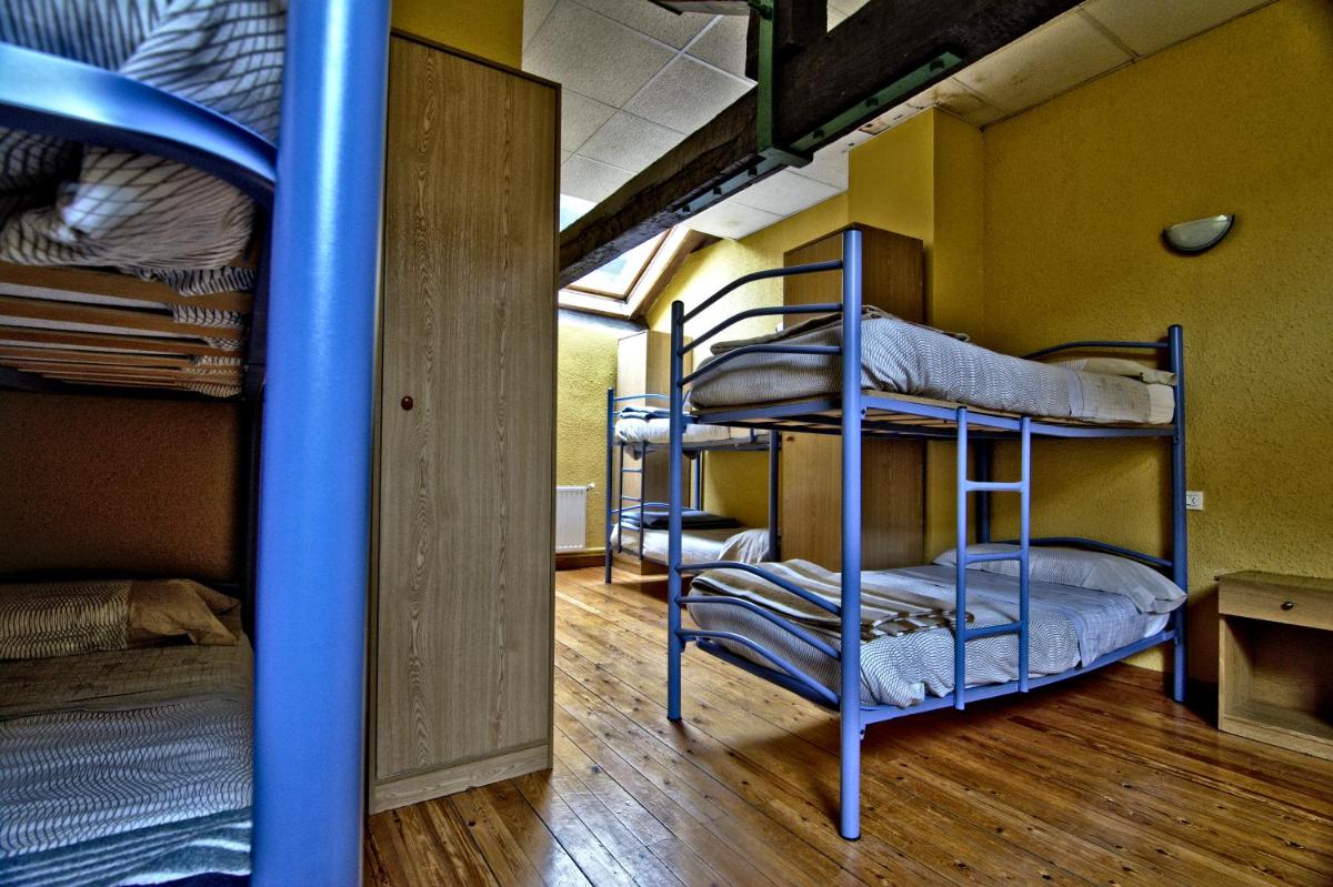 Albergue Juvenil de Bustiello