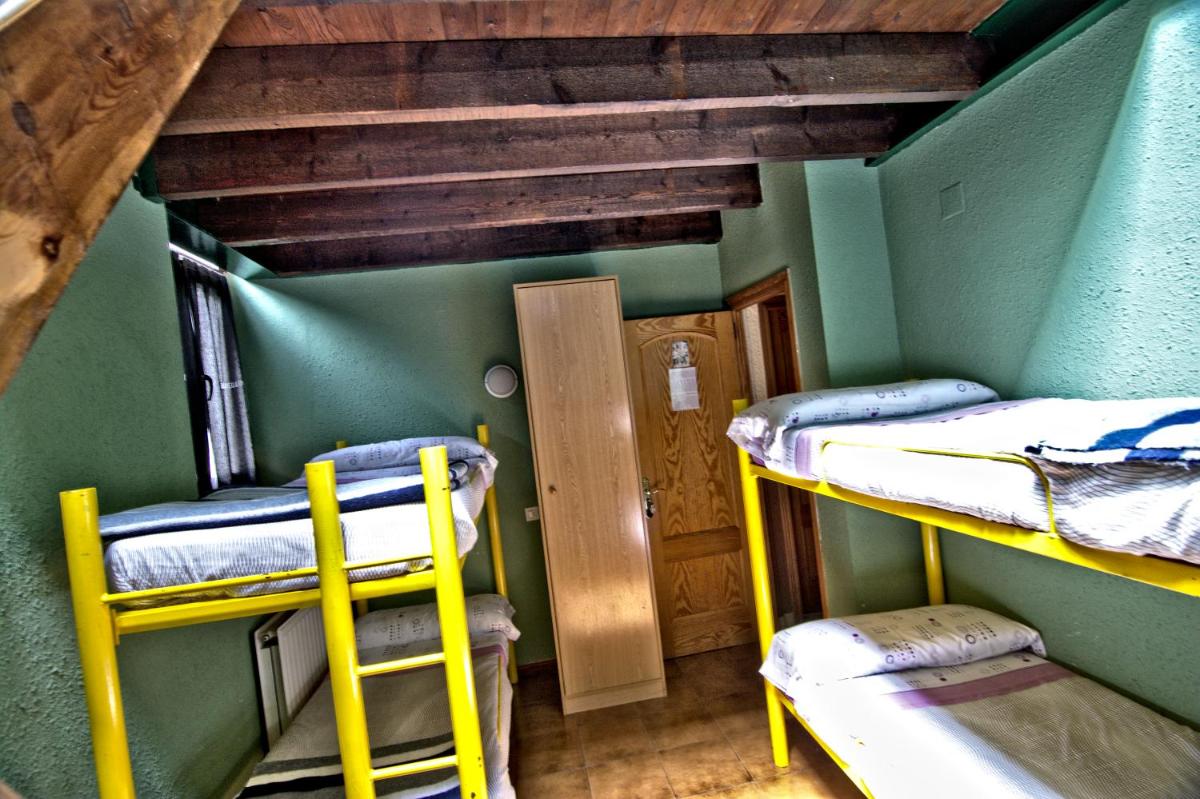Albergue Juvenil de Bustiello