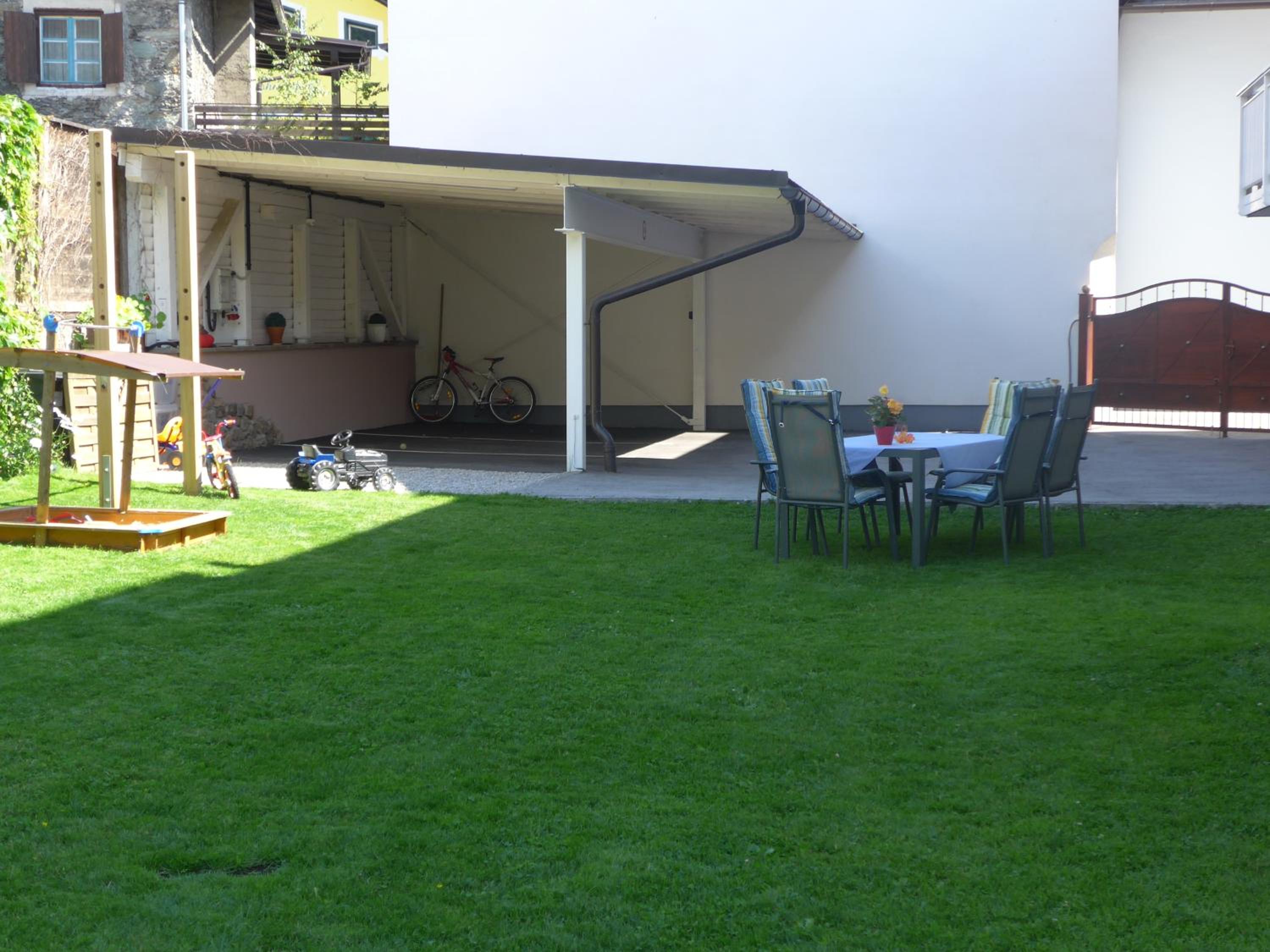 Photo 18