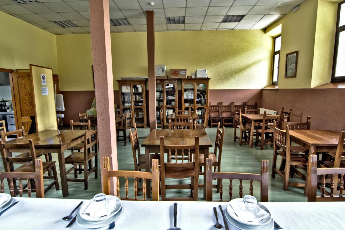 Albergue Juvenil de Bustiello