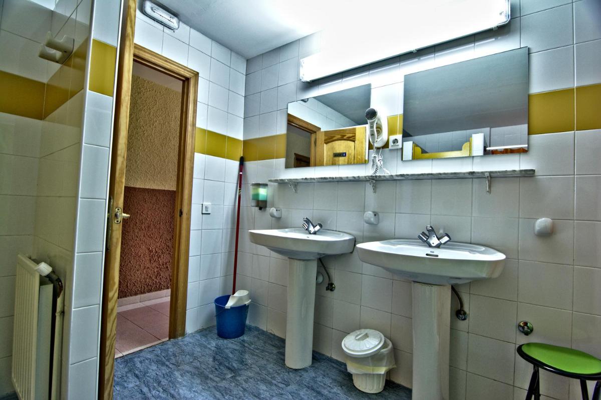 Albergue Juvenil de Bustiello