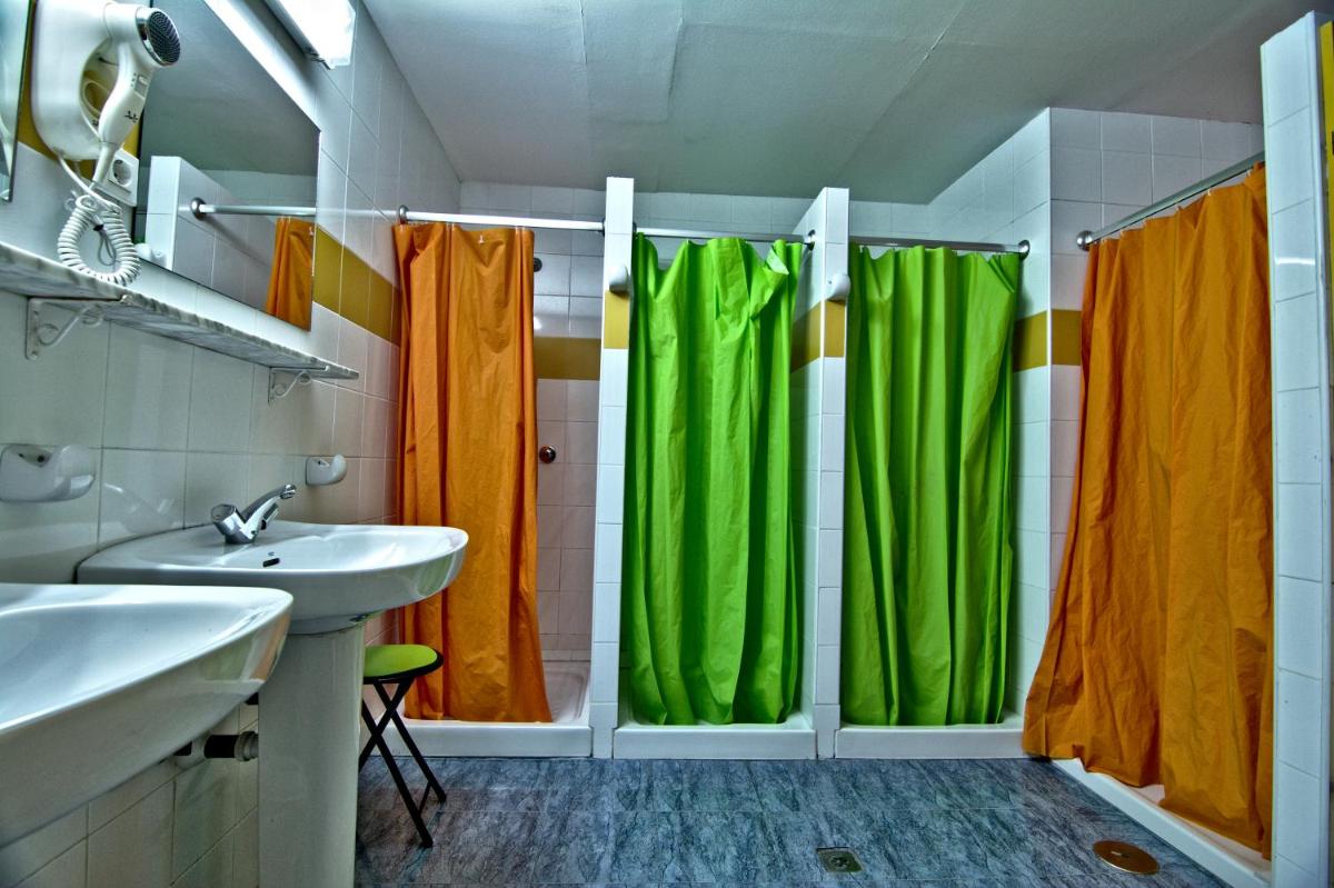 Albergue Juvenil de Bustiello