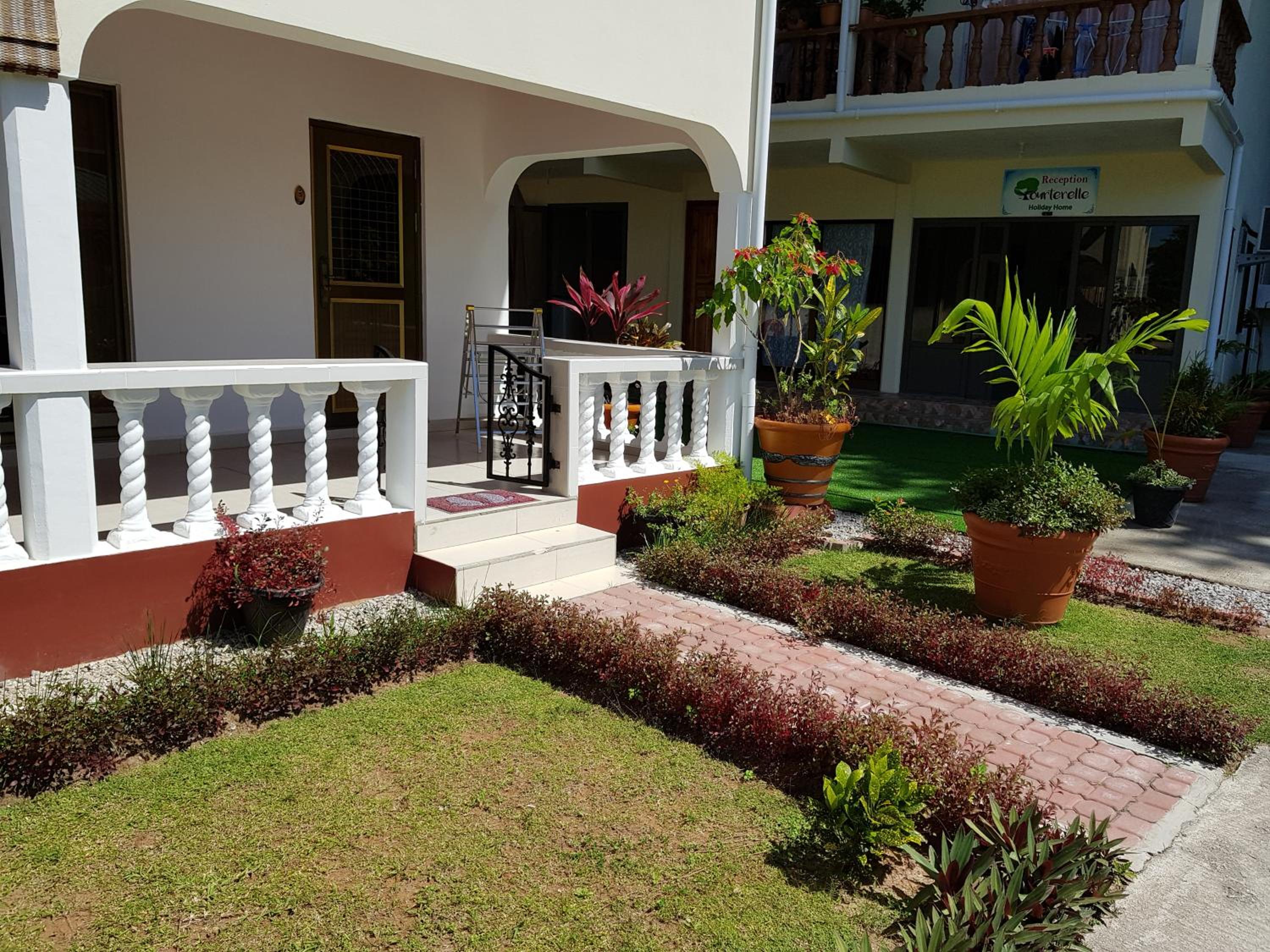 Tourterelle Holiday Home