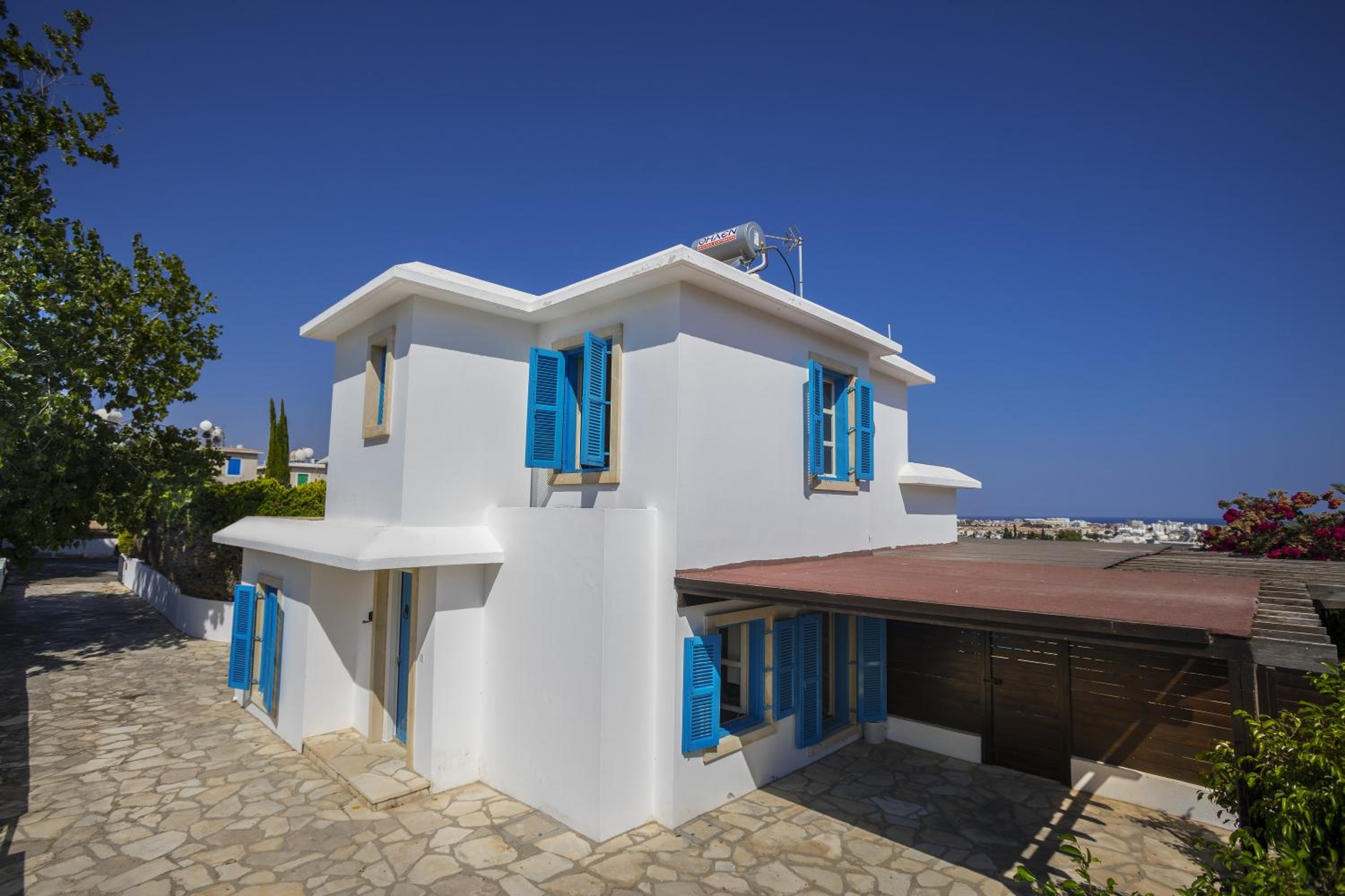 Ayios Elias Views