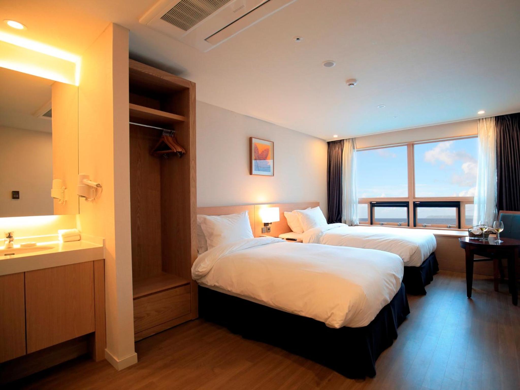Jeju Vacations - Best Western Jeju Hotel - Property Image 2