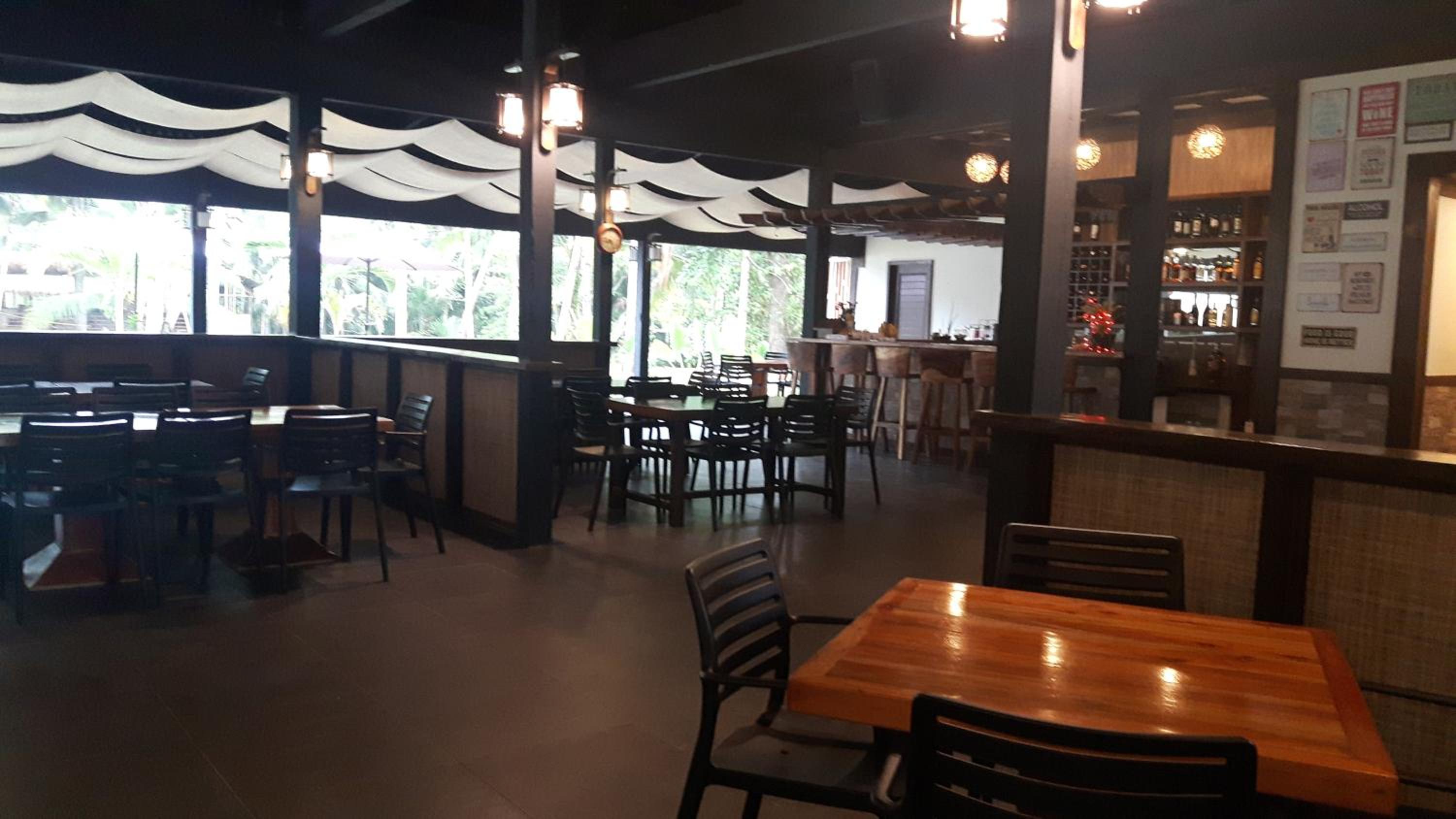 Food & Beverage