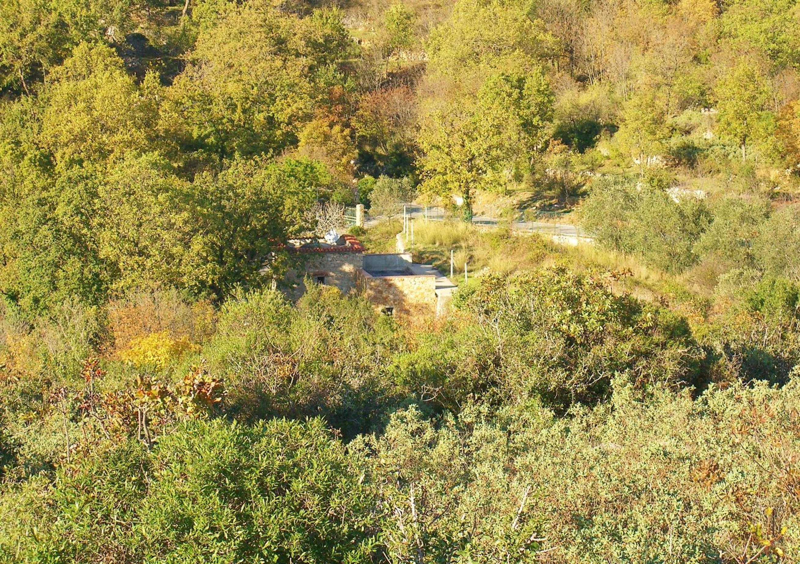 Lucrae' view 3