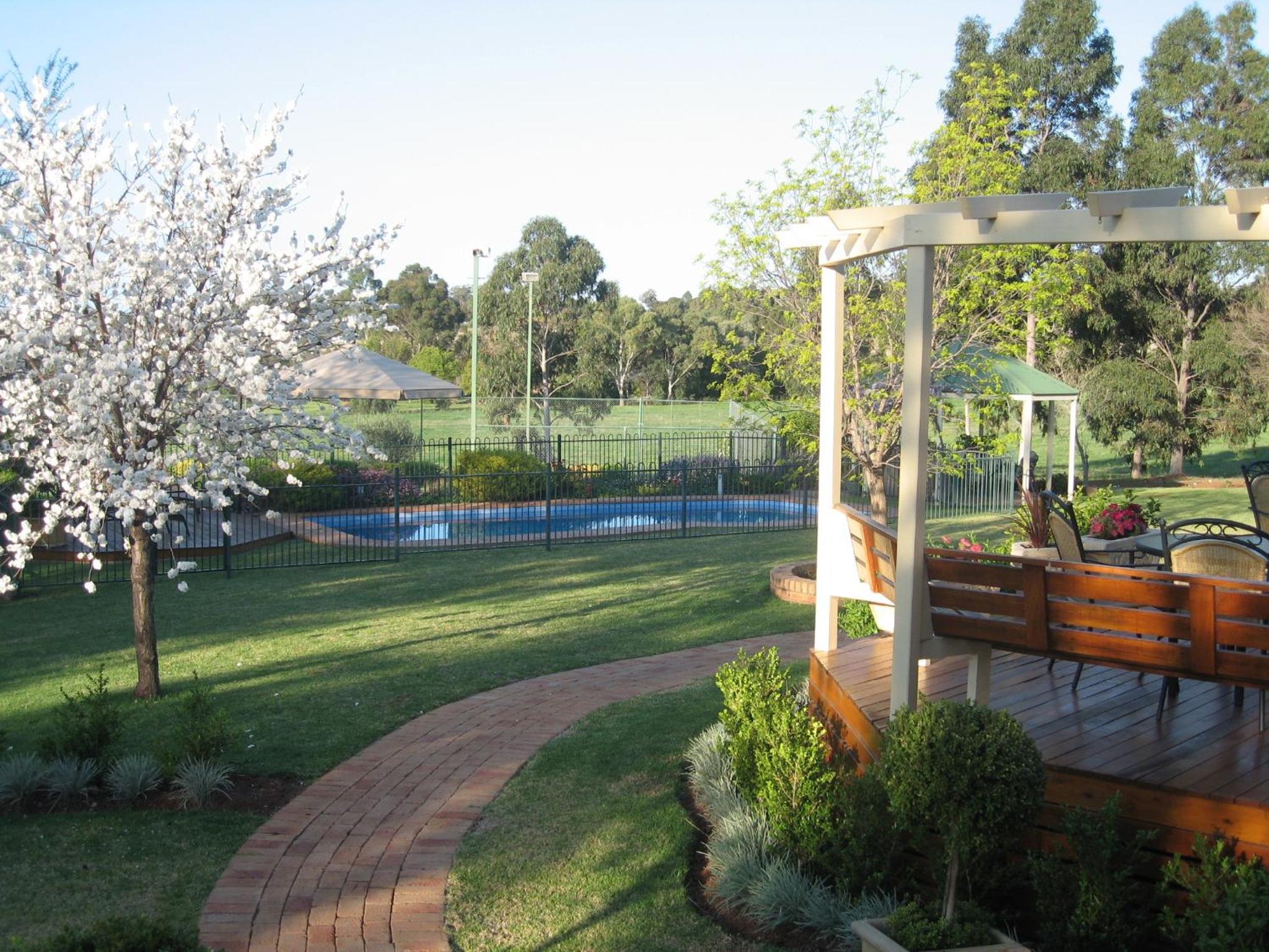 Pericoe Retreat