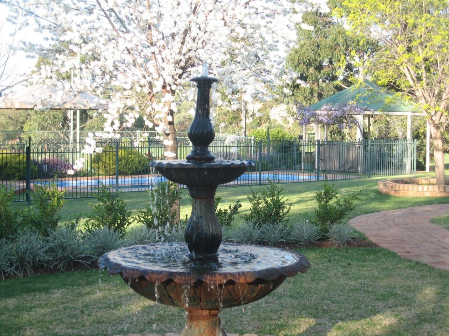 Pericoe Retreat