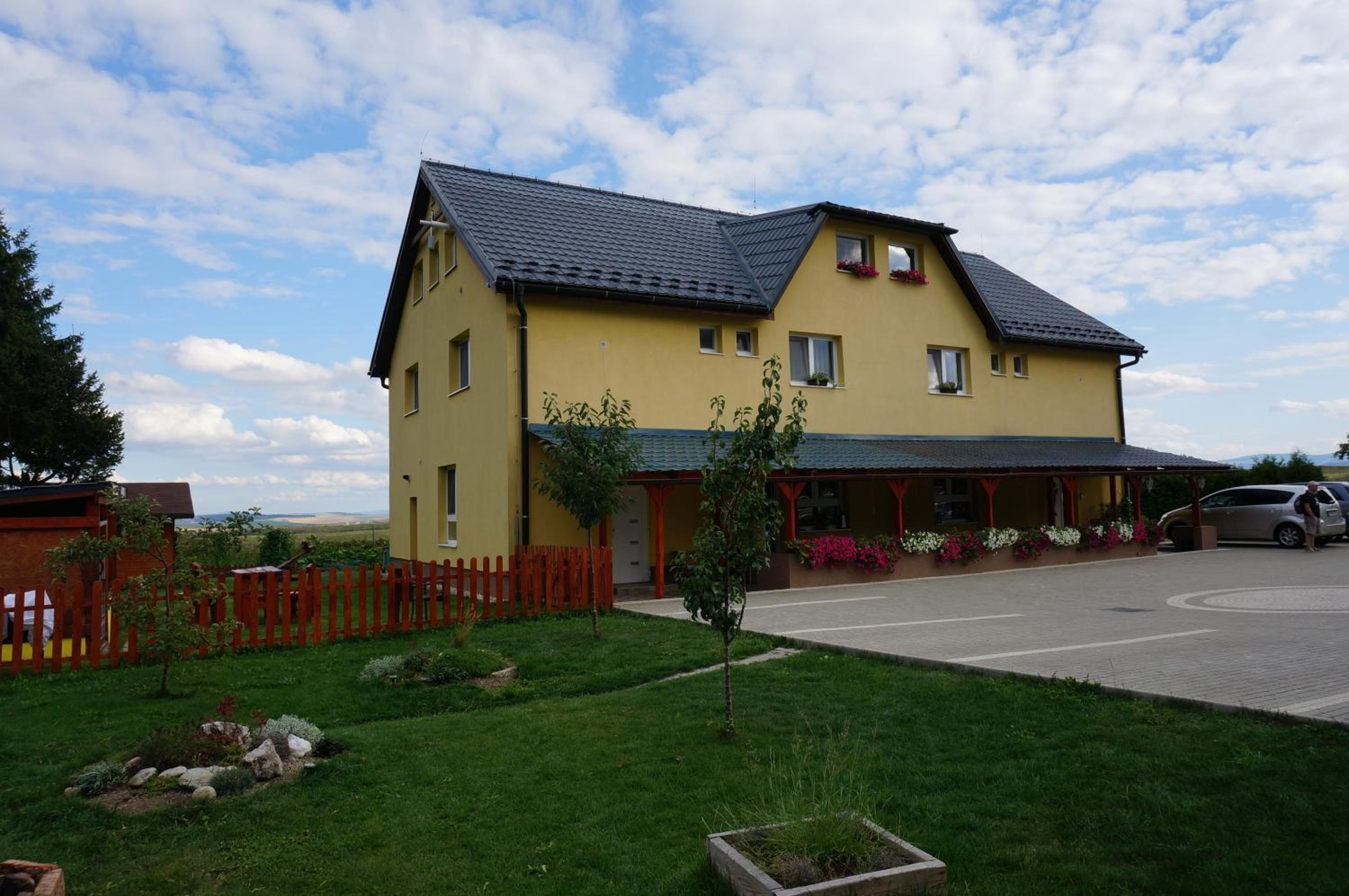 Photo 42