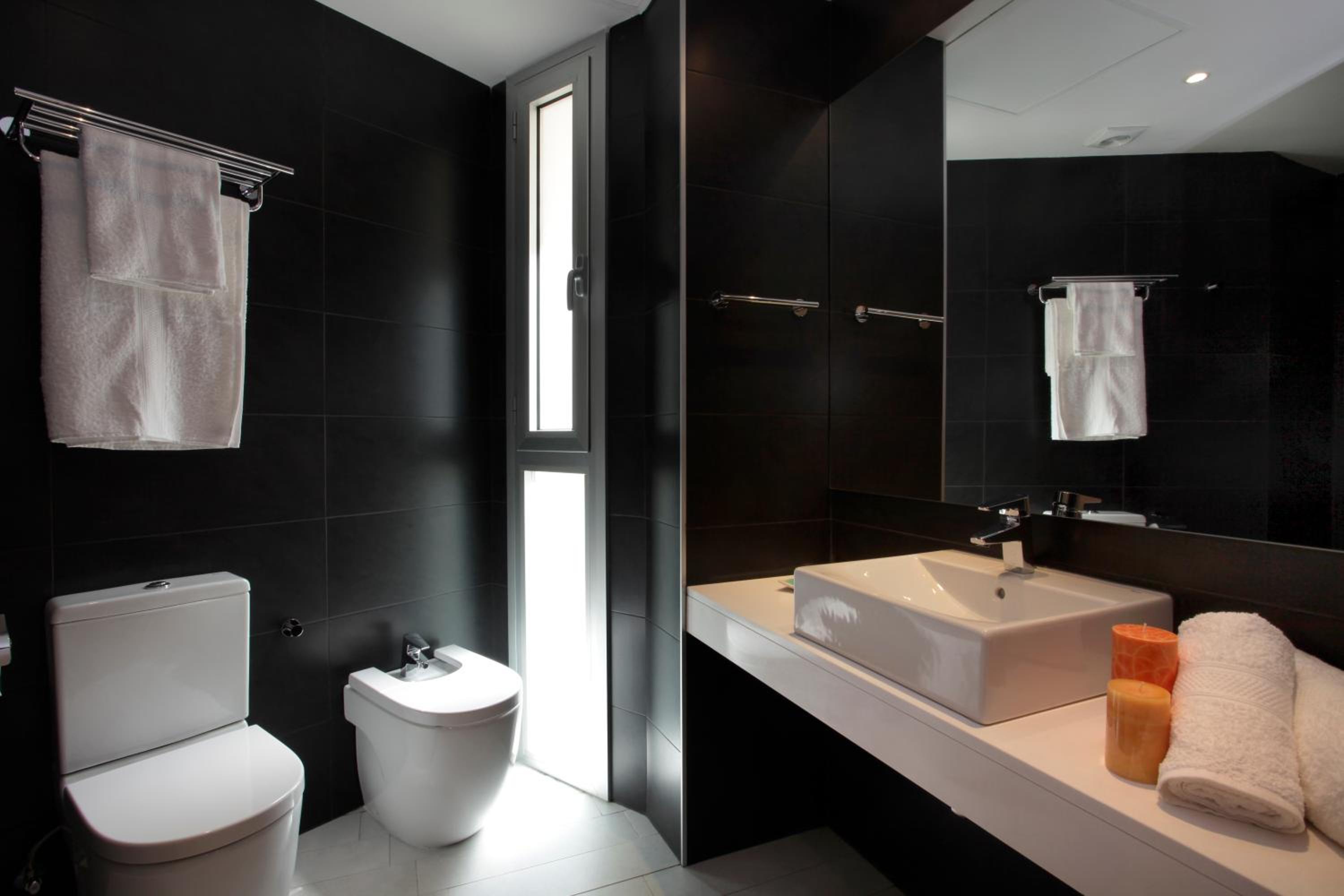 Fisa Rentals Les Corts Apartments