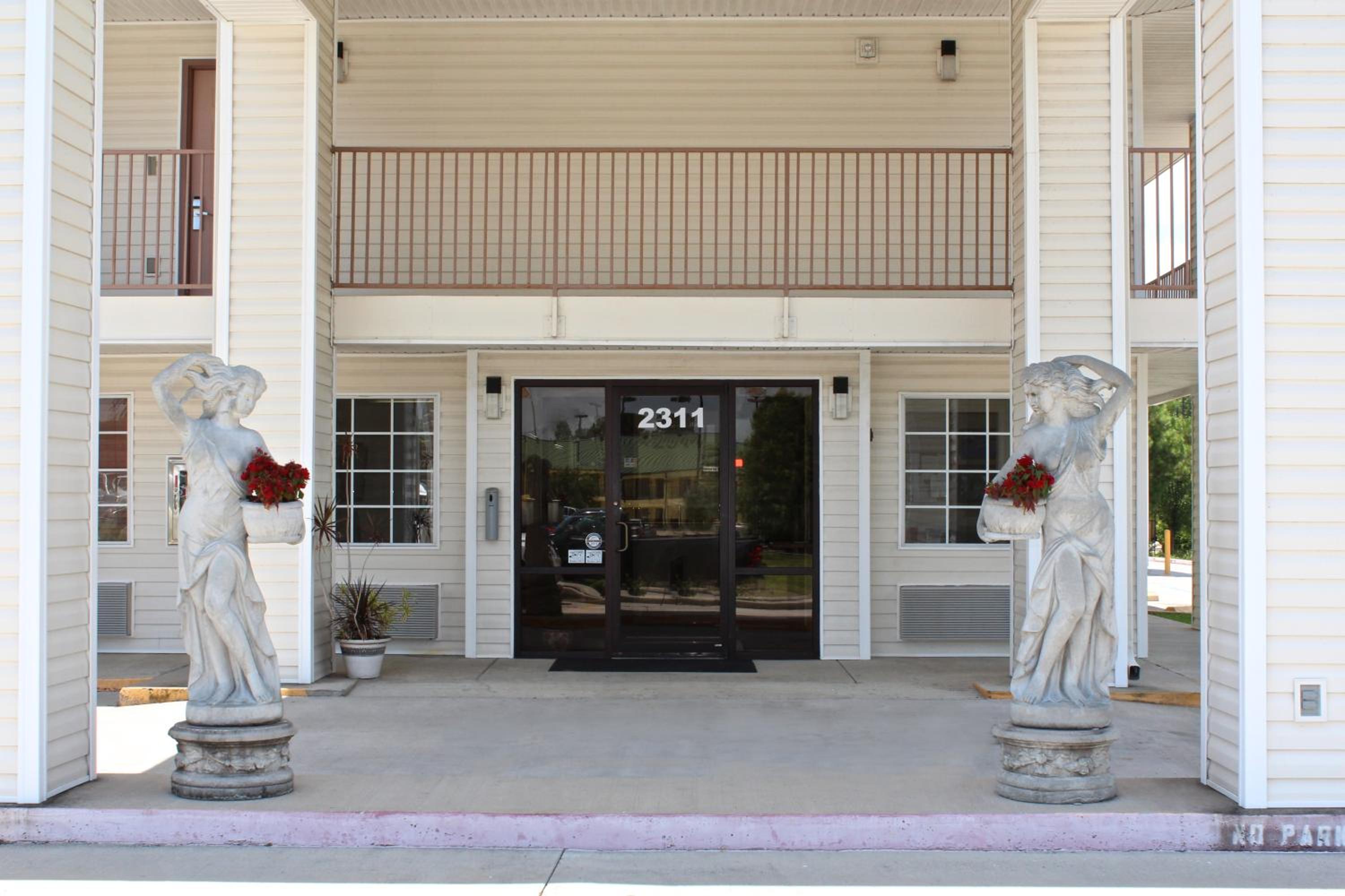 Carom Inn Denham Springs-BatonRouge
