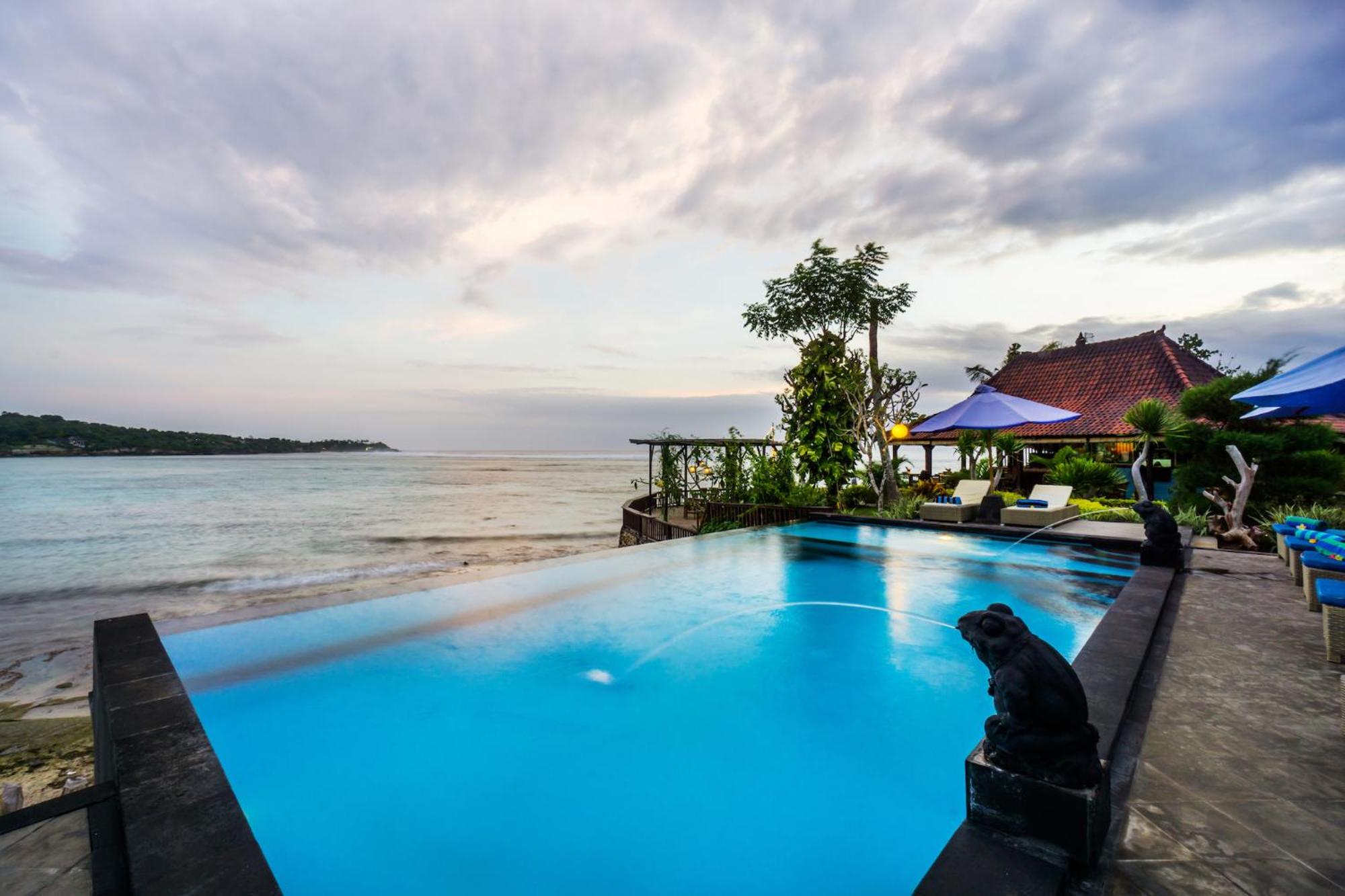 Laguna Reef Huts