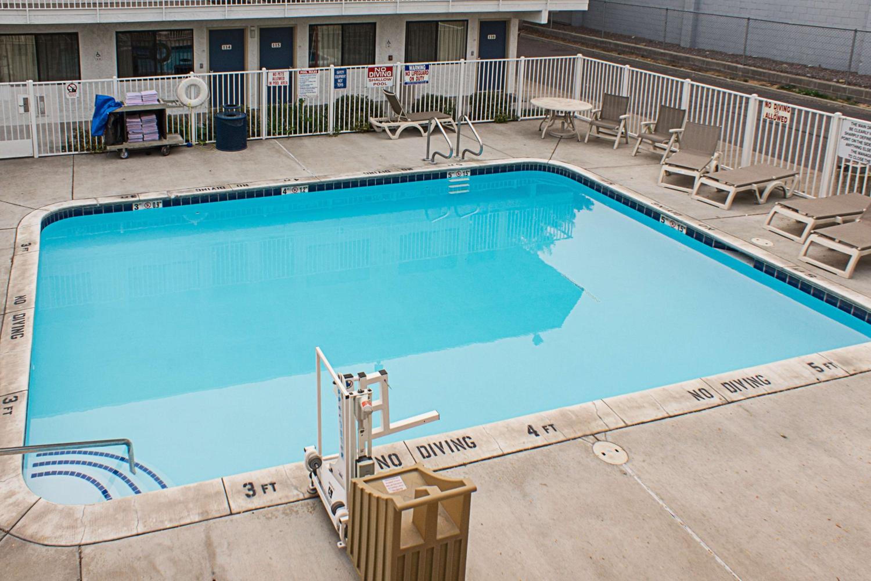 Motel 6-Kalispell, MT