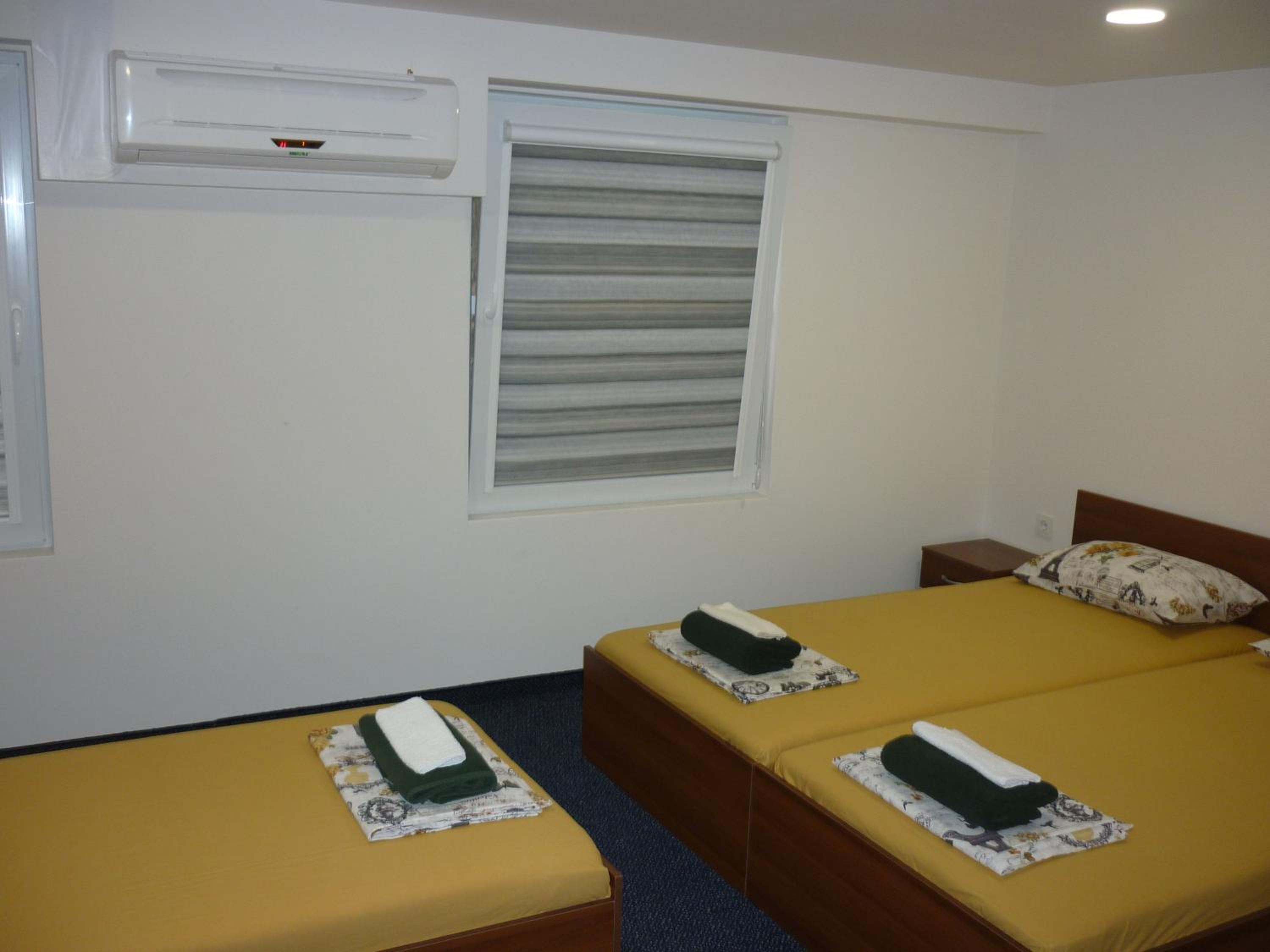 YALTA guesthouse