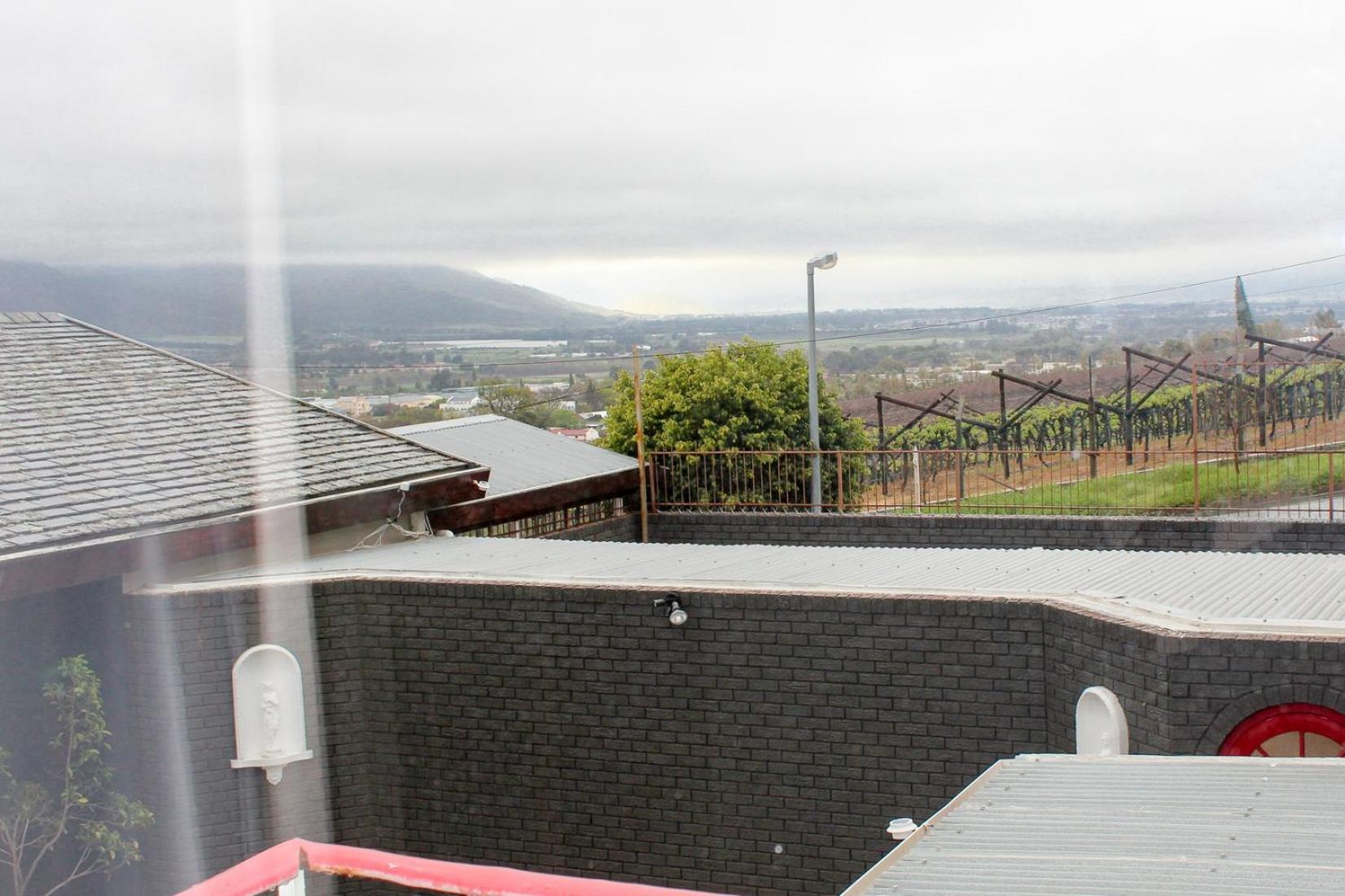A' Queenslin Guesthouse