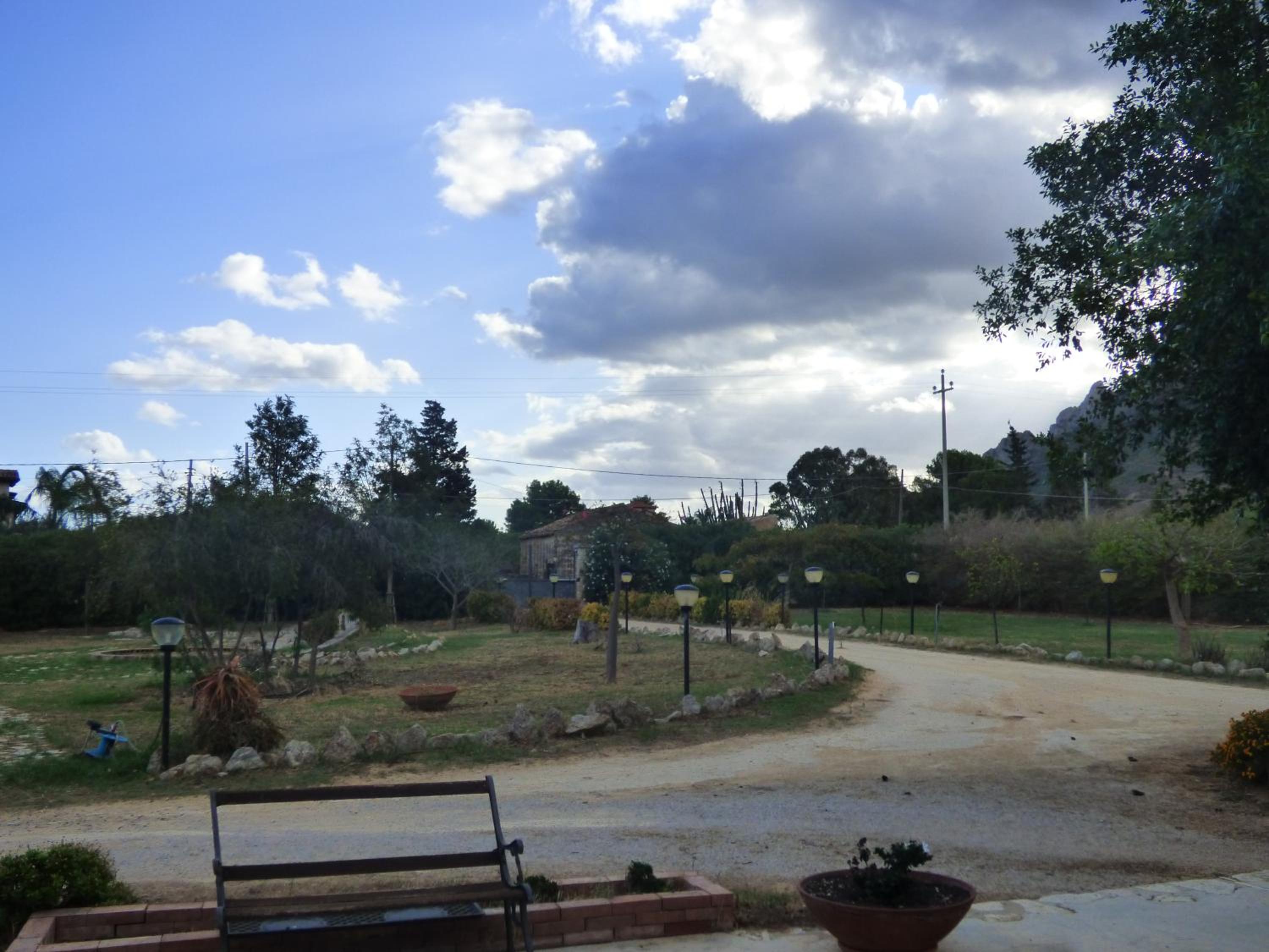 Villa Amalia - mansarda B&B view 5