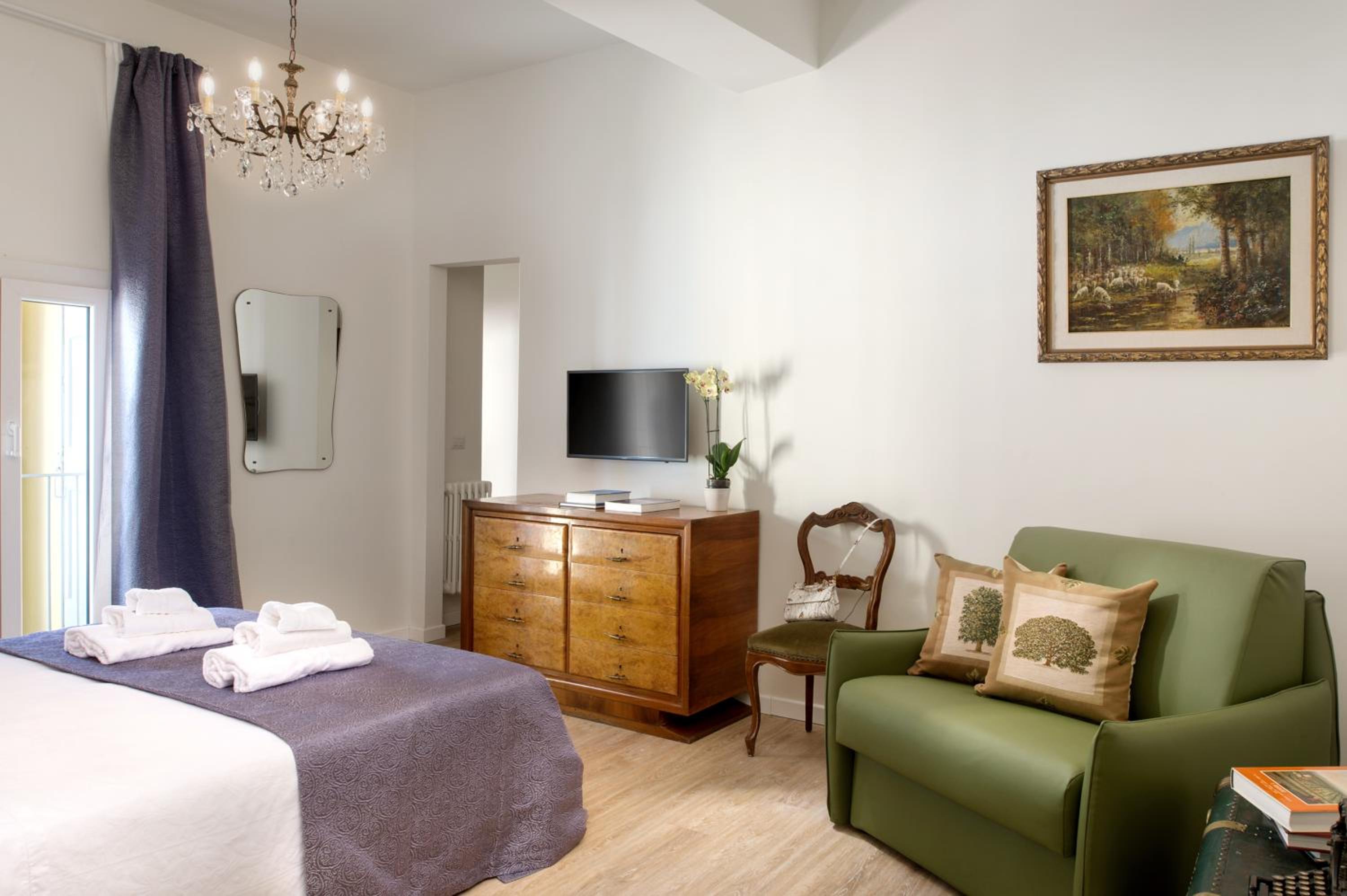L'8 Boutique Concept Apartments