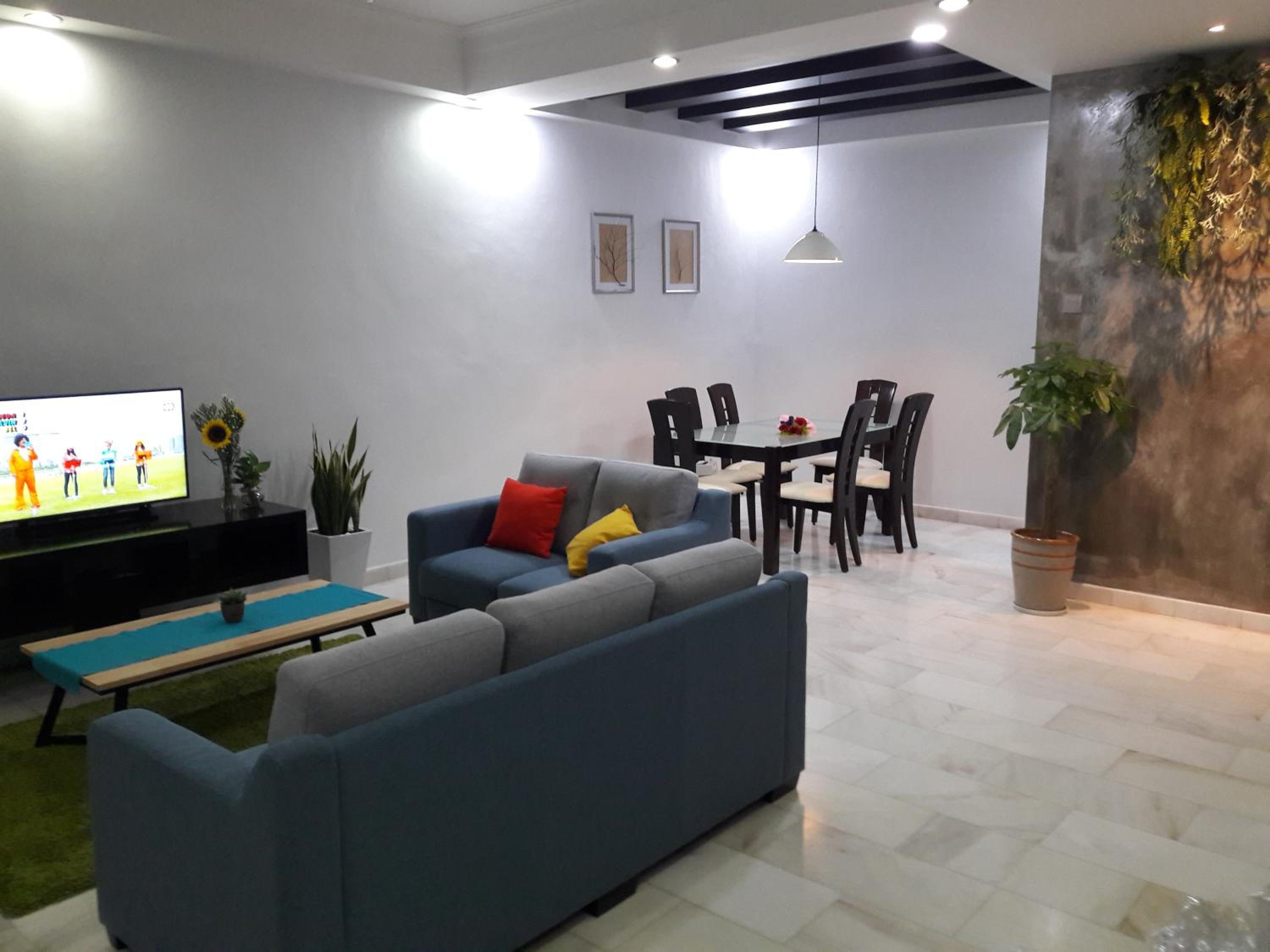 CUHomestay 5 Bedroom Bukit Indah Near AEON Mall Legoland Johor Bahru