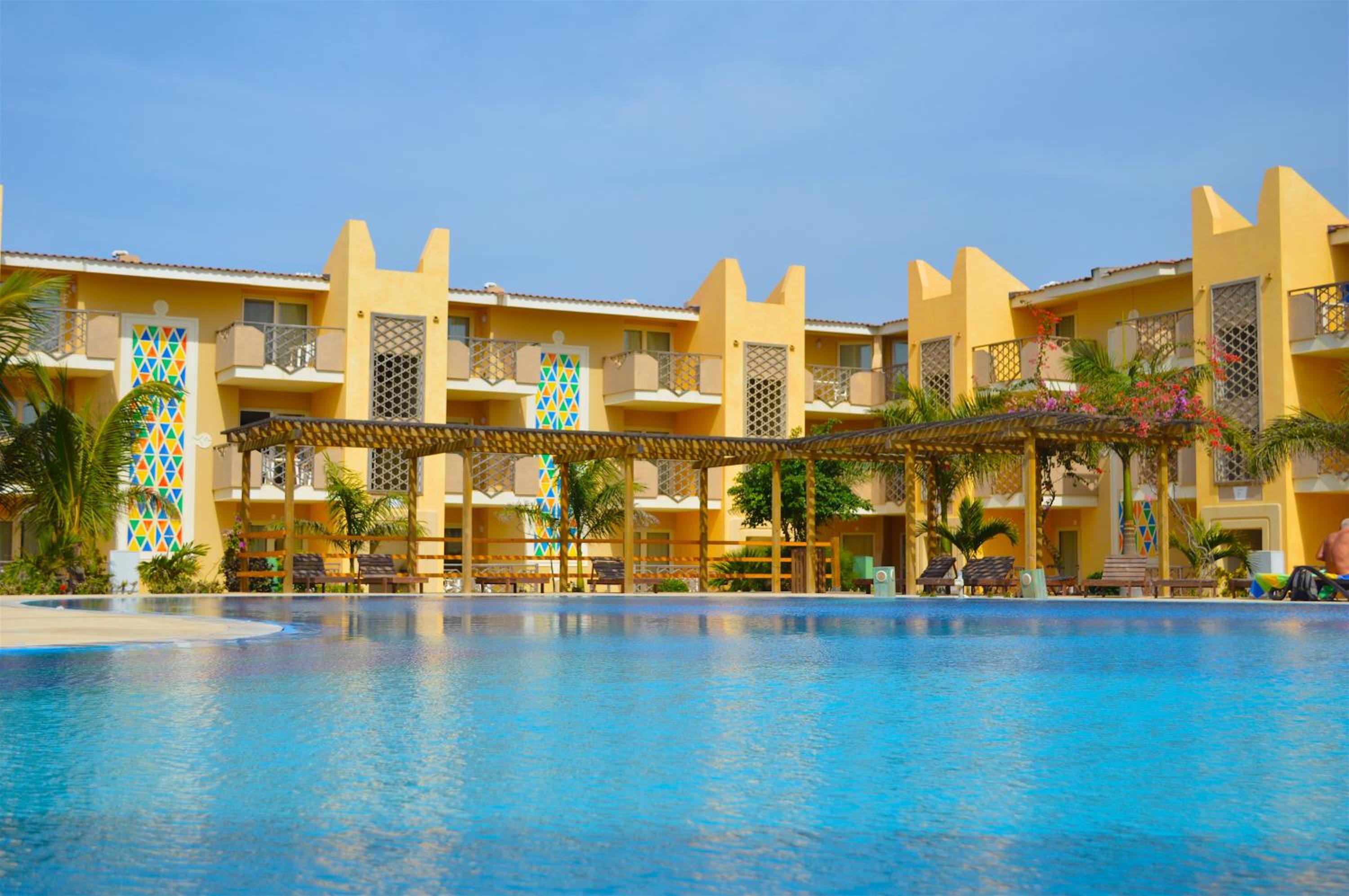 Apartment | in Tropical Resort | pool | close to beach