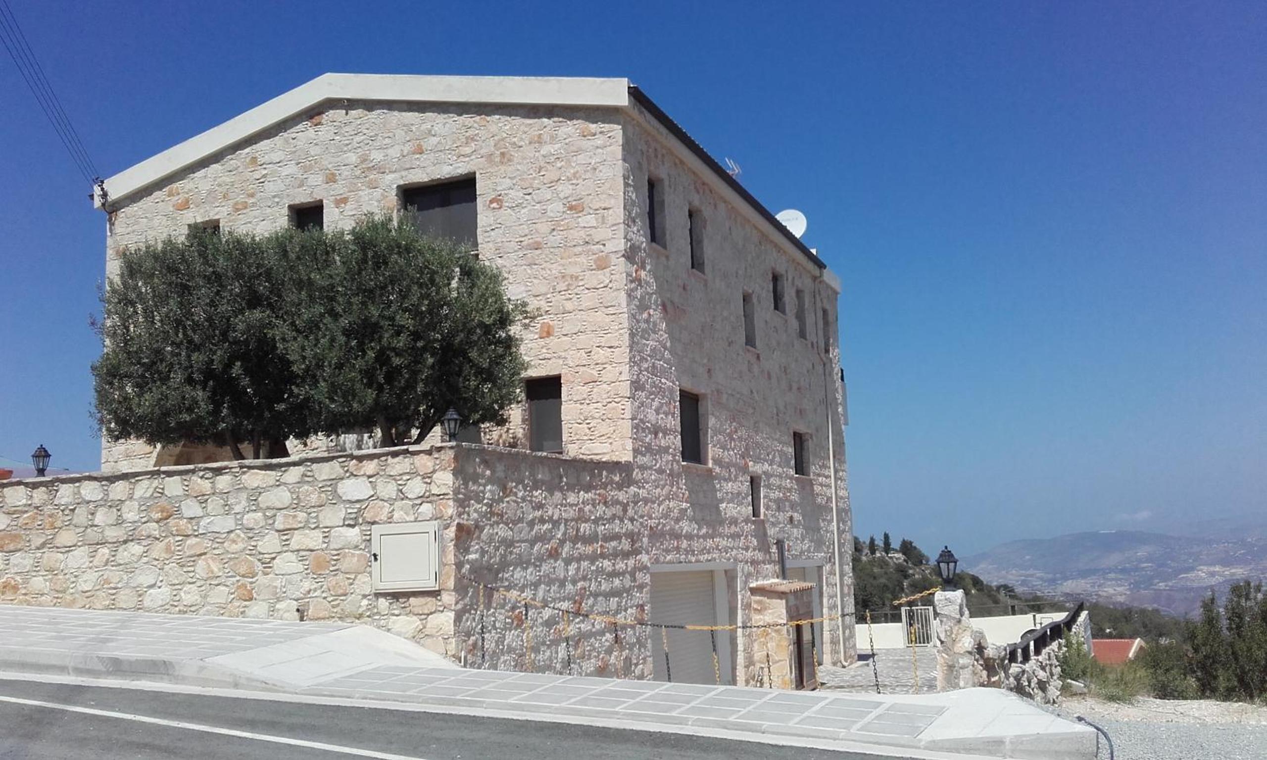Photo 42