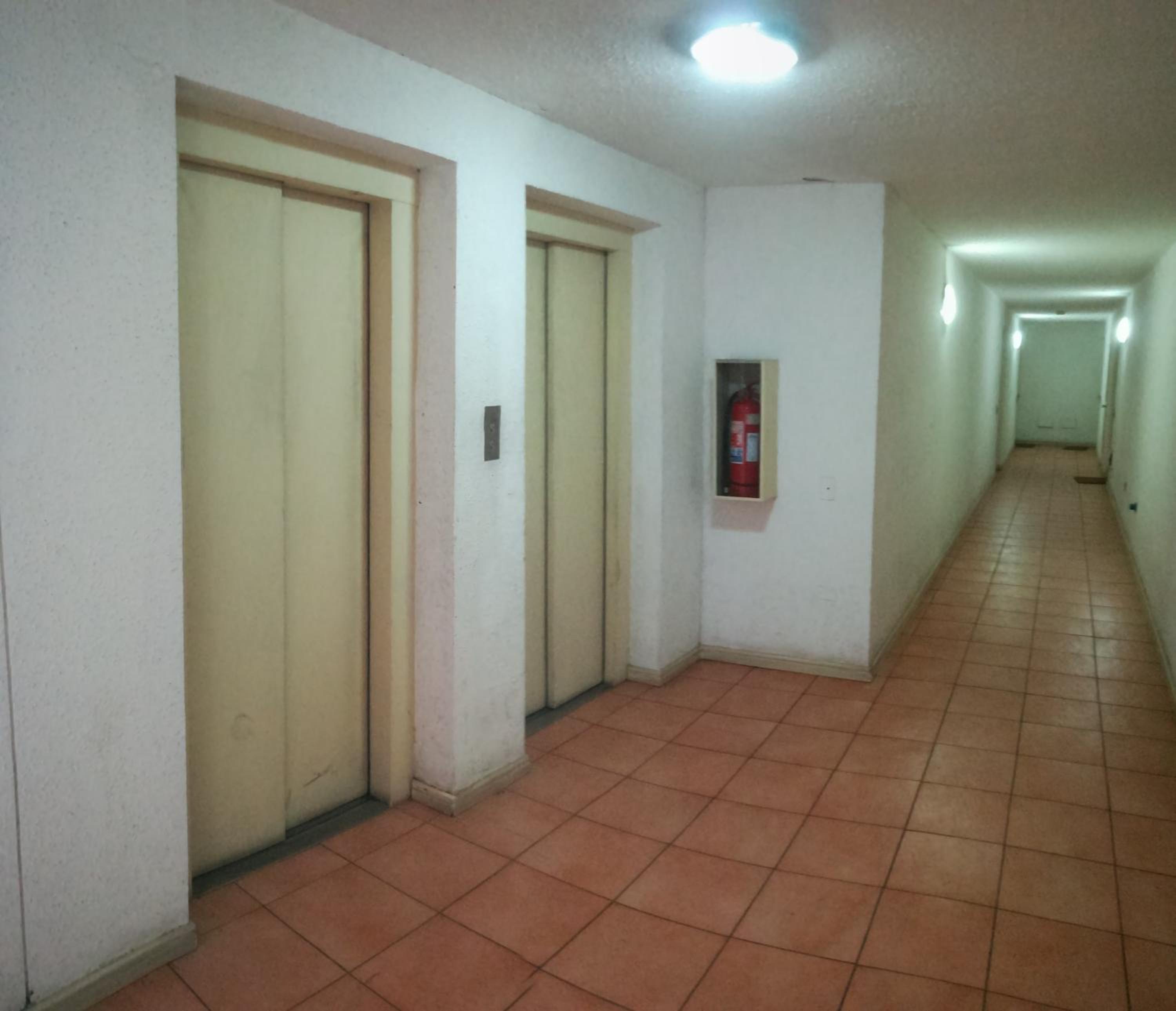 Departamento Santiago San Miguel Metro Lo Vial view 3
