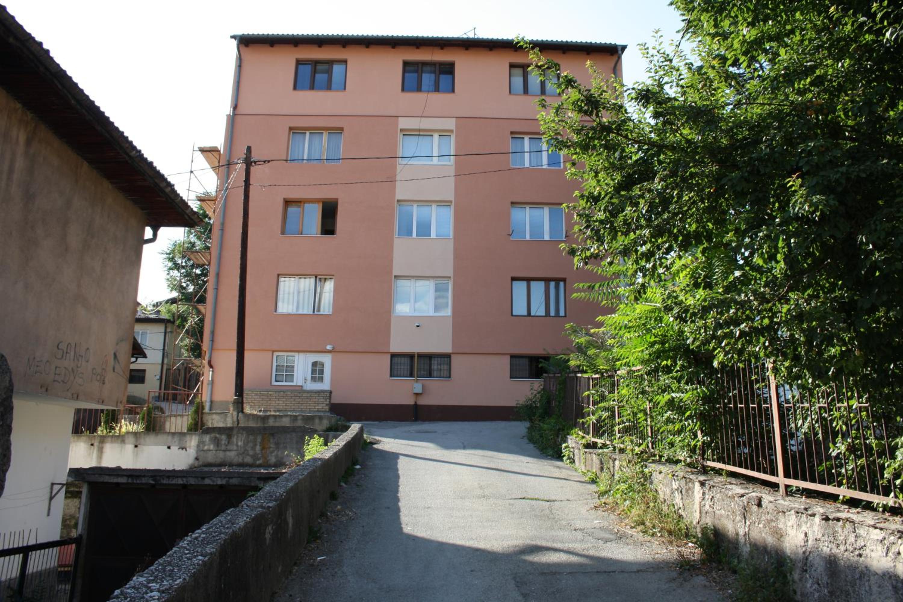 Studio Ella