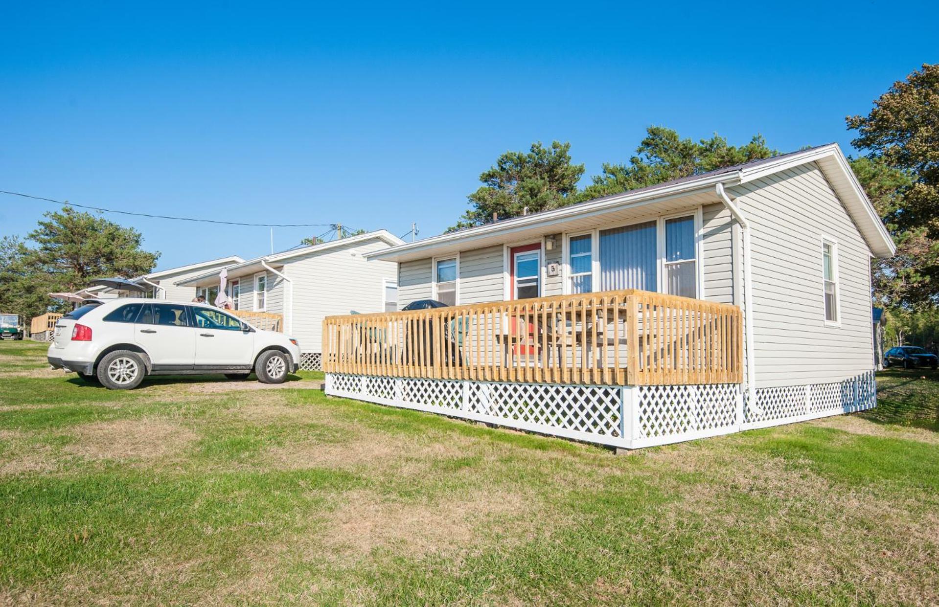 Cavendish Lodge & Cottages