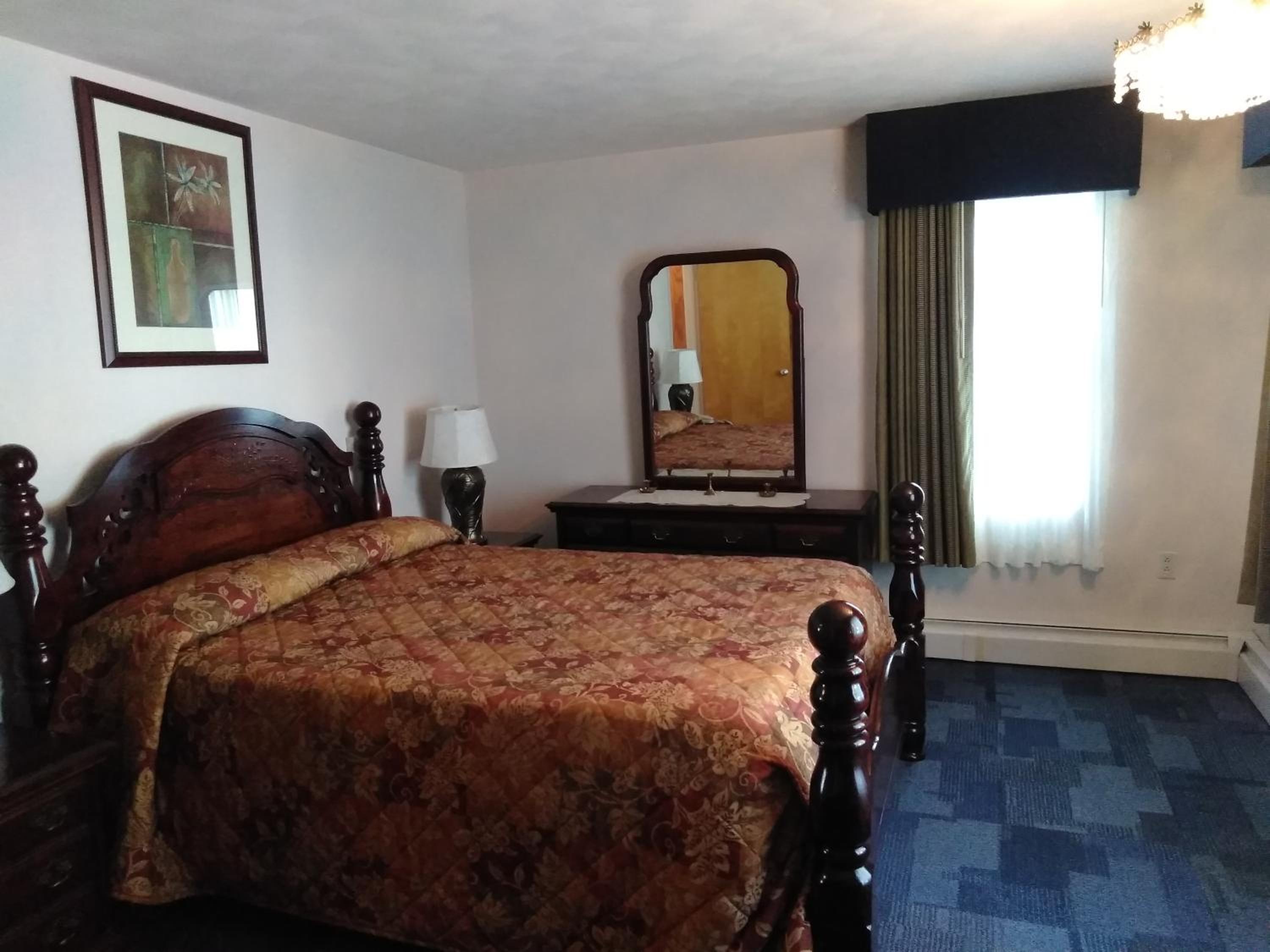 The Cardinal Inn