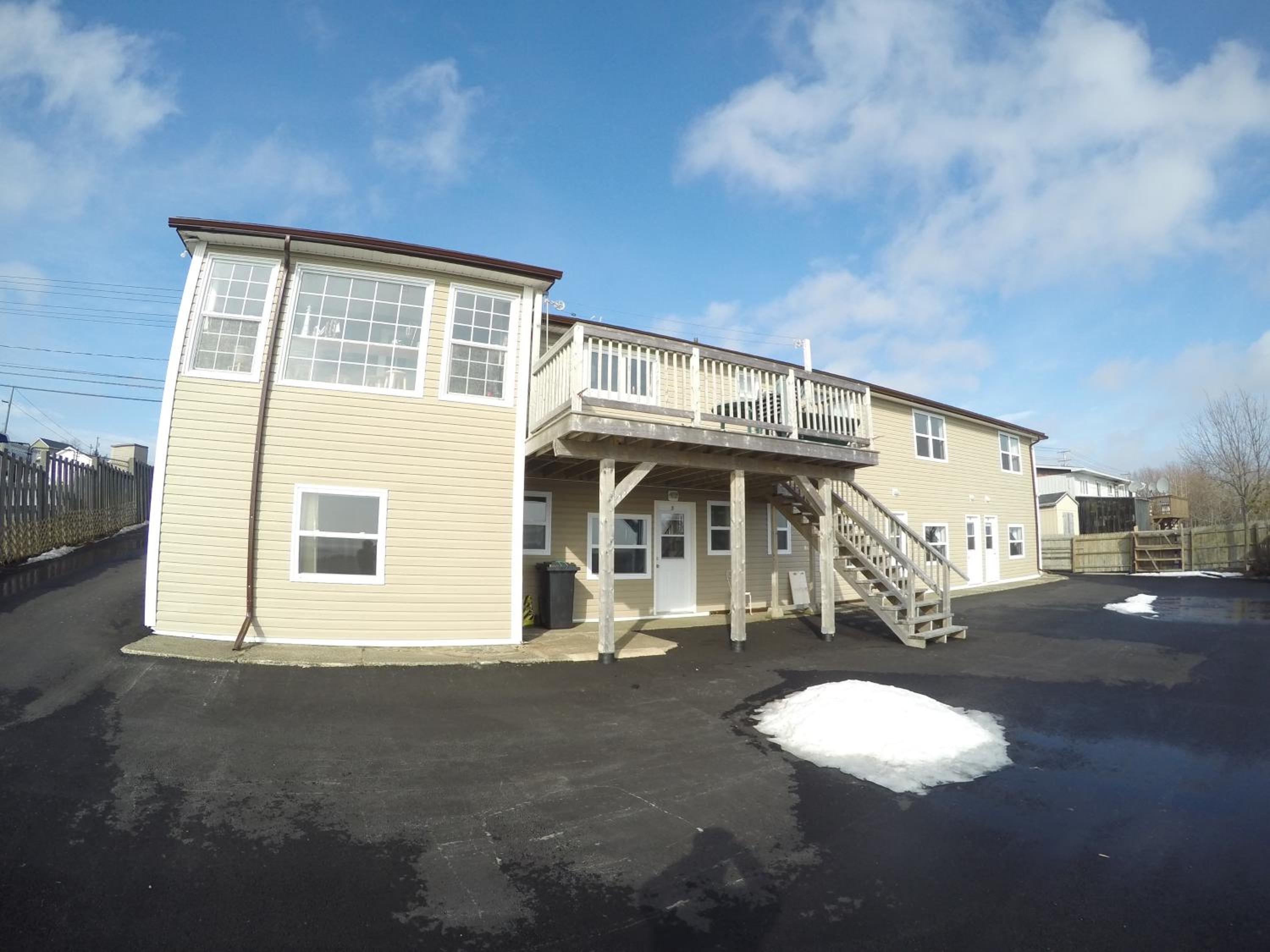 Saint John Vacations - Admiral's Quay Motel  Suites - Property Image 2