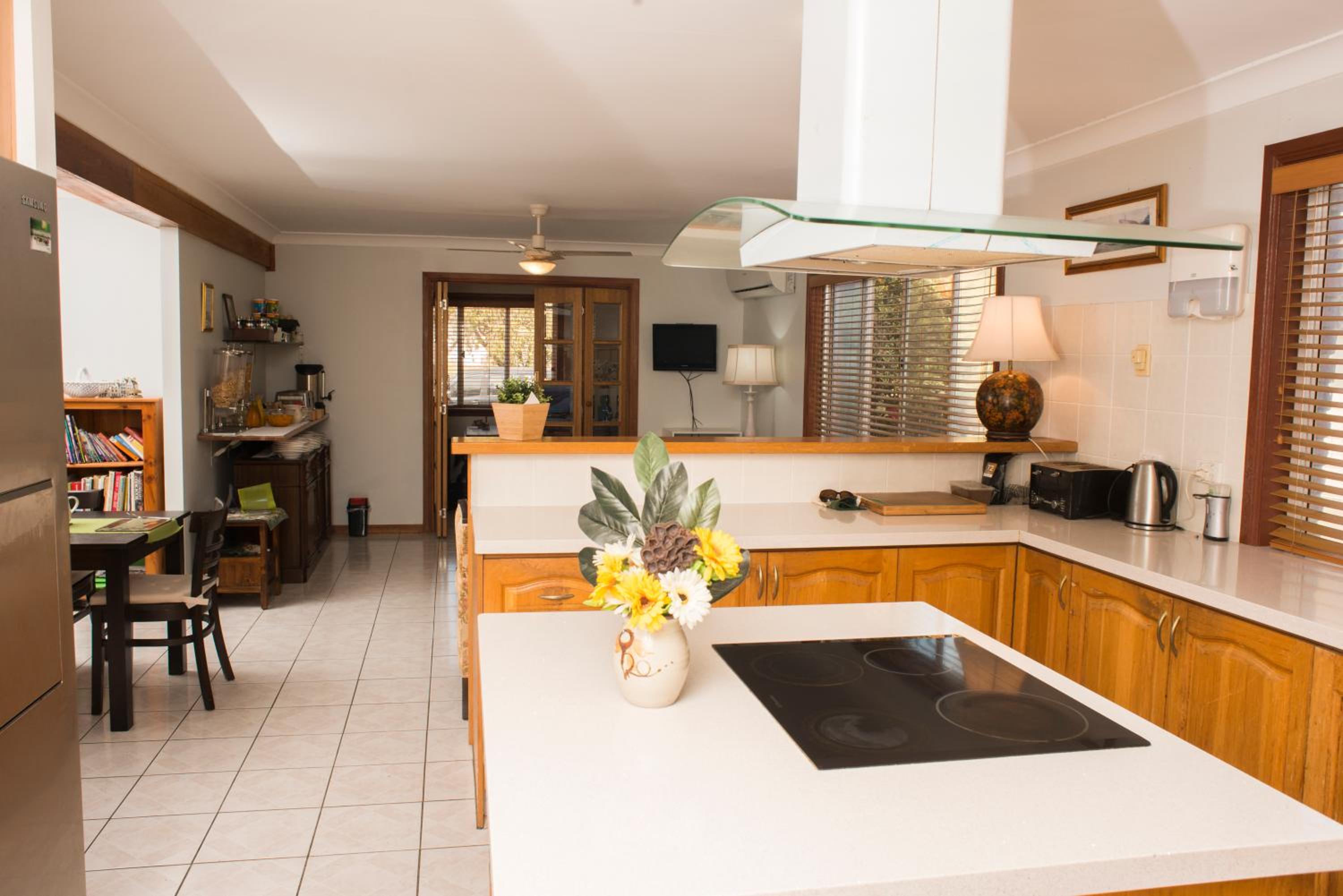 Ainslie Manor Guest House