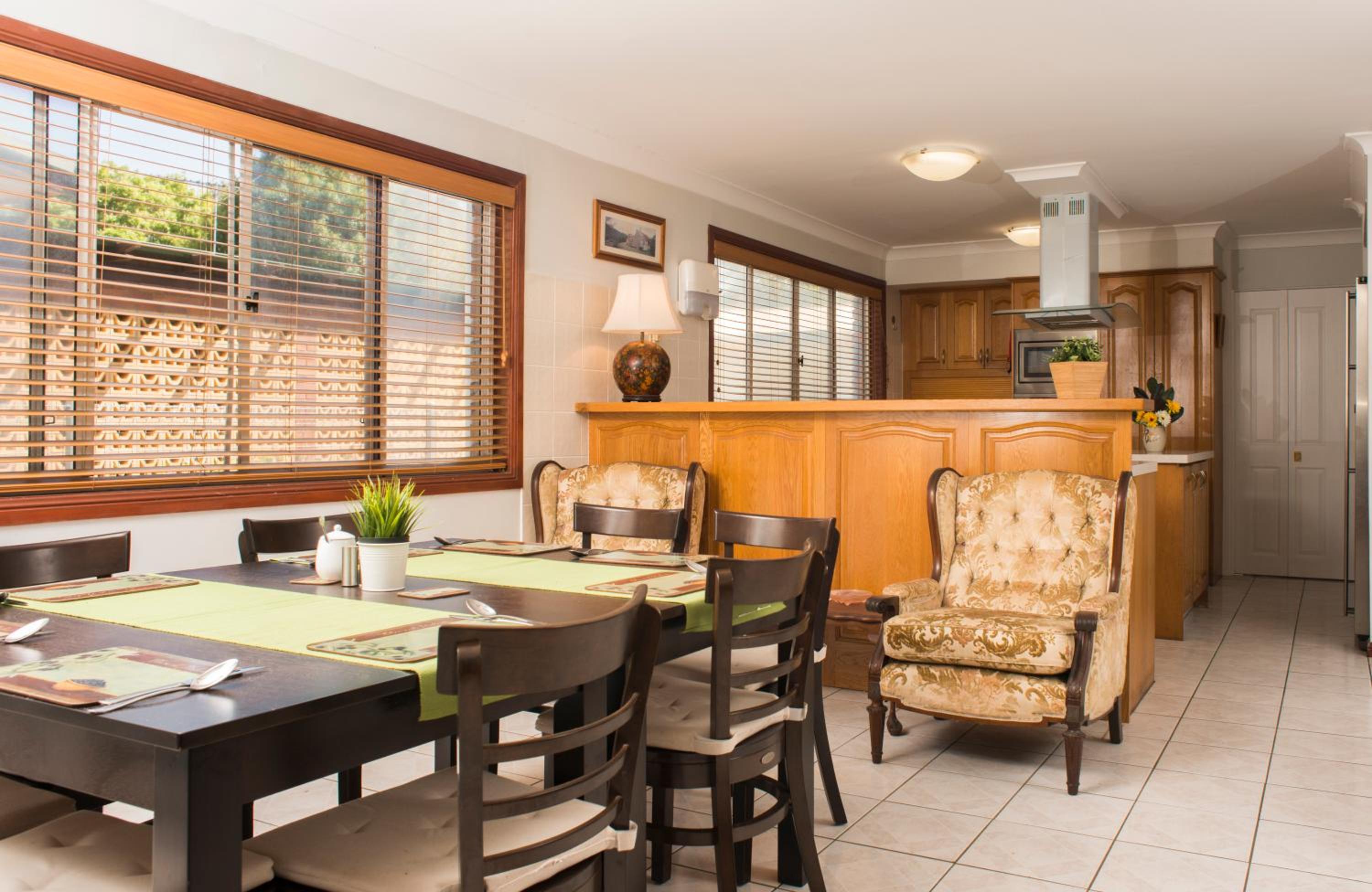Ainslie Manor Guest House