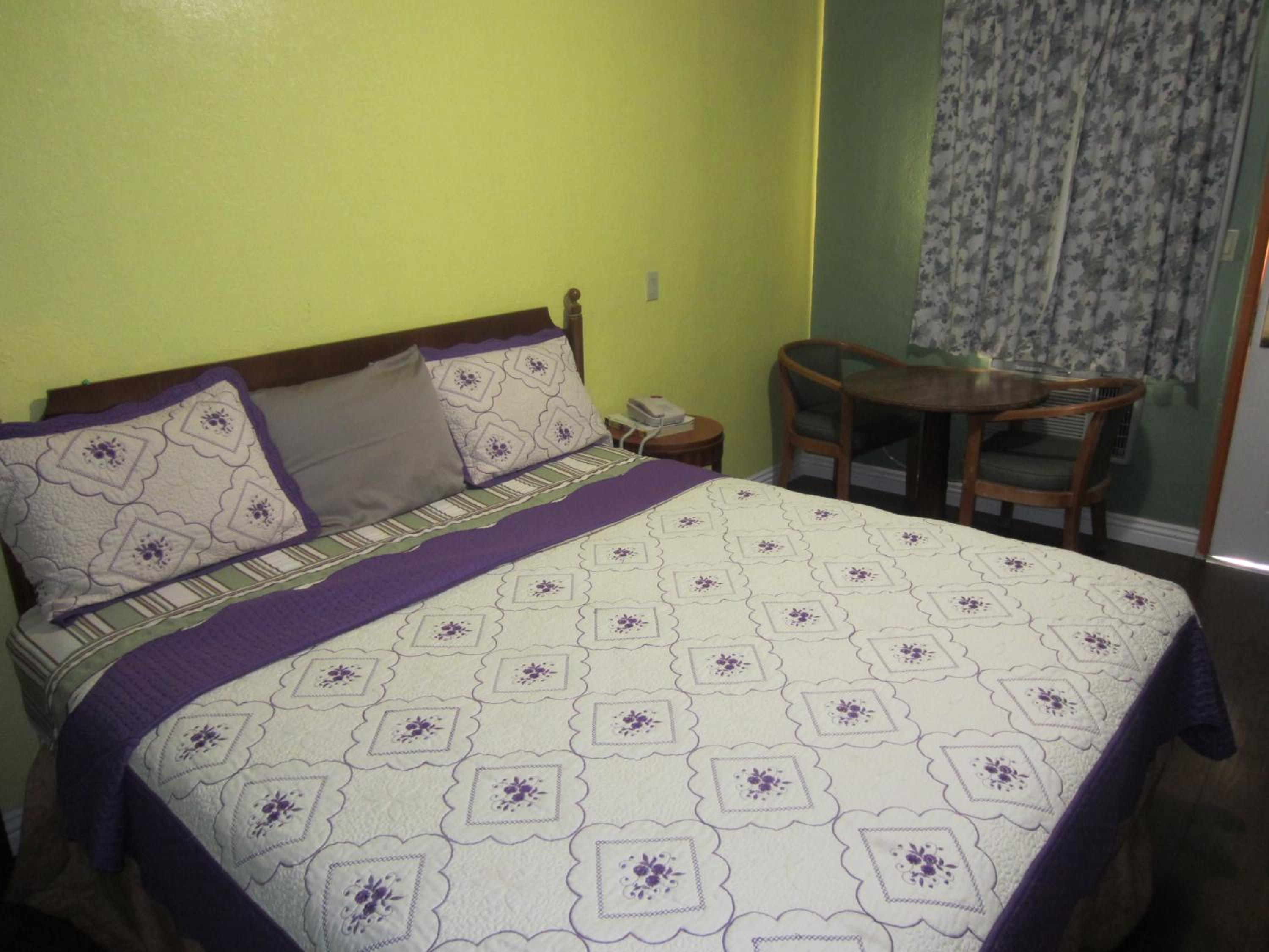 Travel Eagle Inn Motel