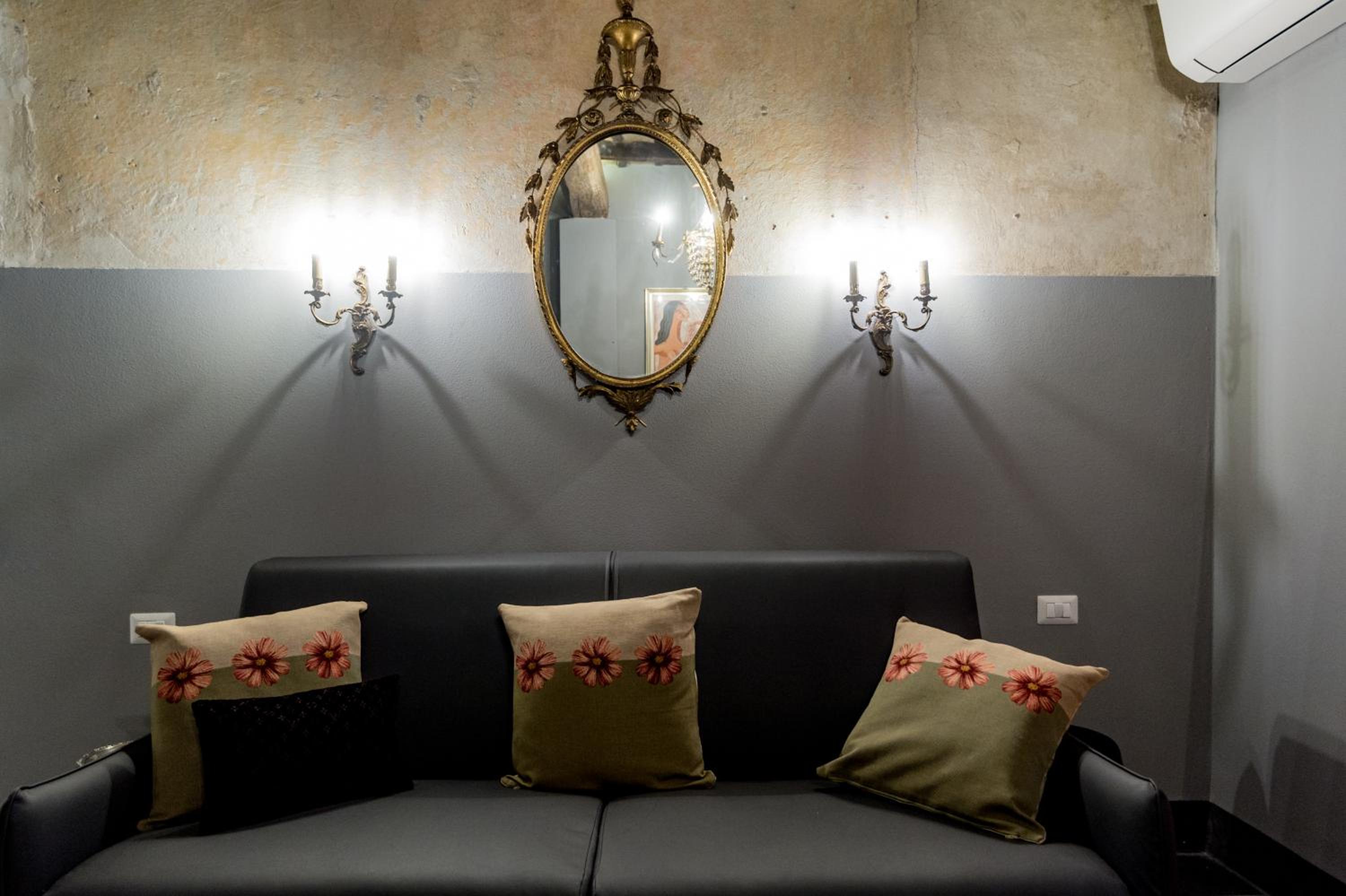 L'8 Boutique Design Apartments
