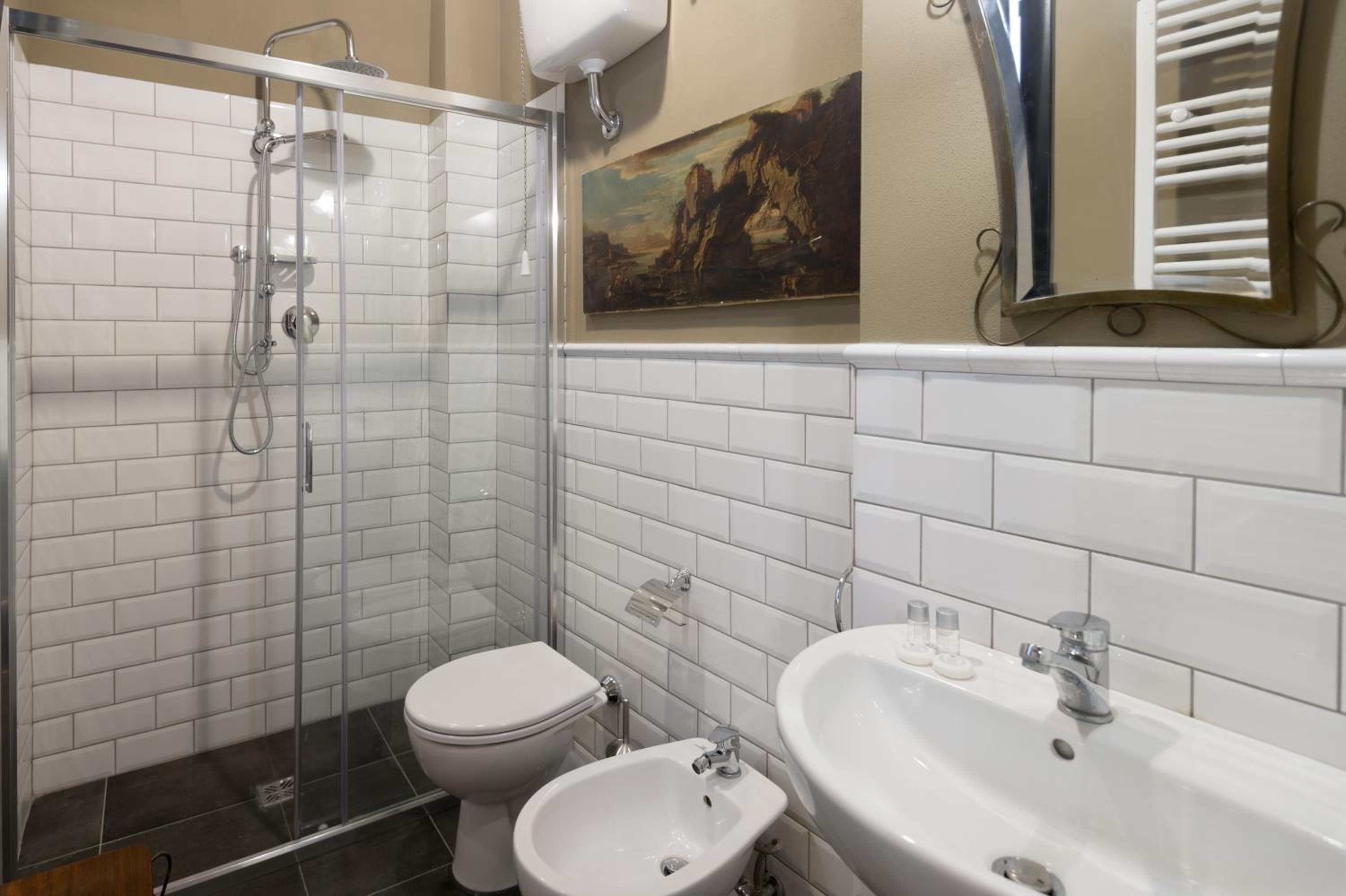 L'8 Boutique Design Apartments