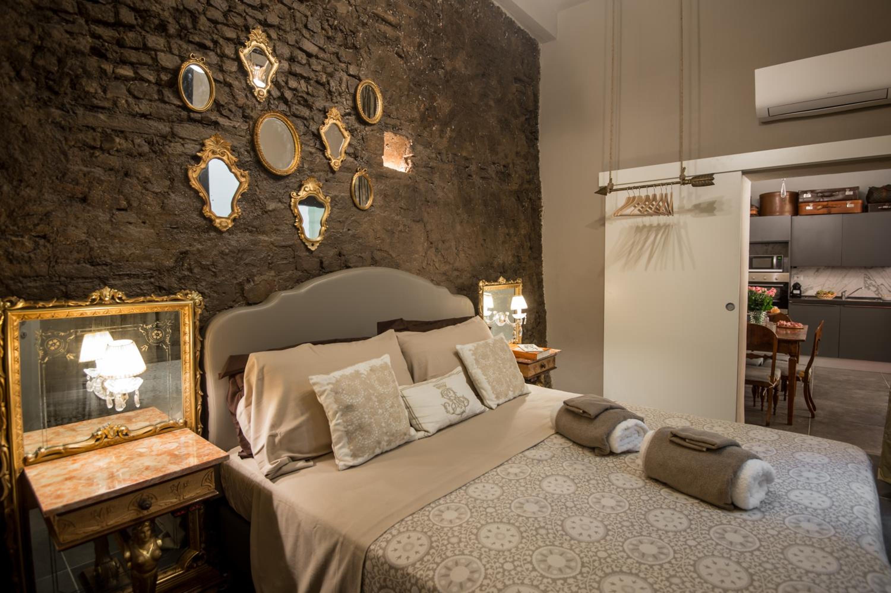 L'8 Boutique Design Apartments