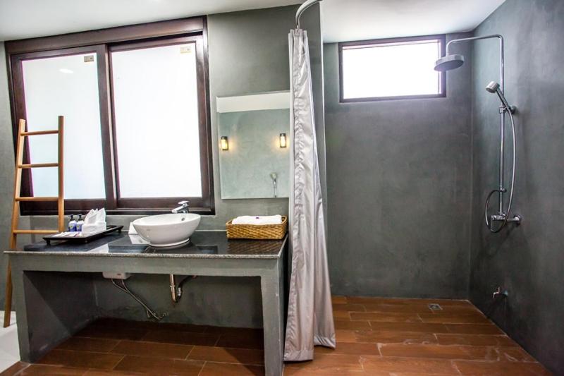Lanta Corner Resort