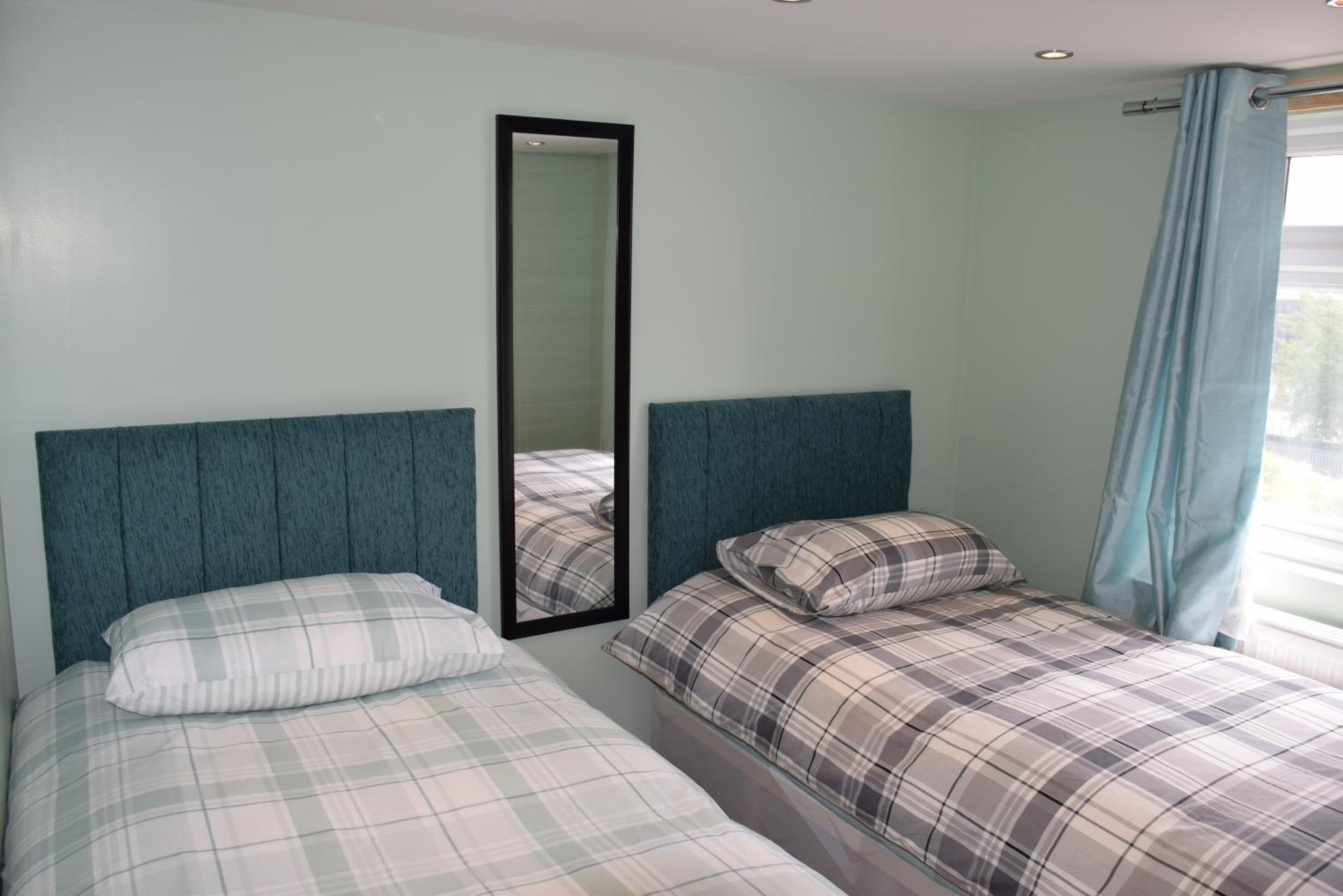 4 Bedroom Apartment & 2 Bedroom apartment