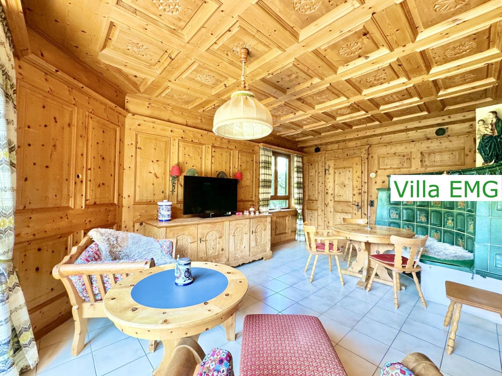 Luxus Ferienhaus Villa Gernsbach mit Sauna, Garten, Kamin bis 22 Personen