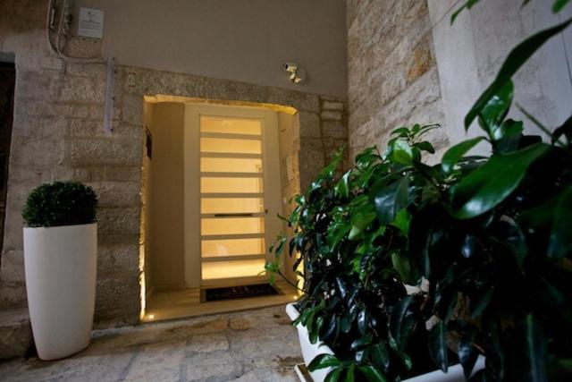Fabris Palace view 5