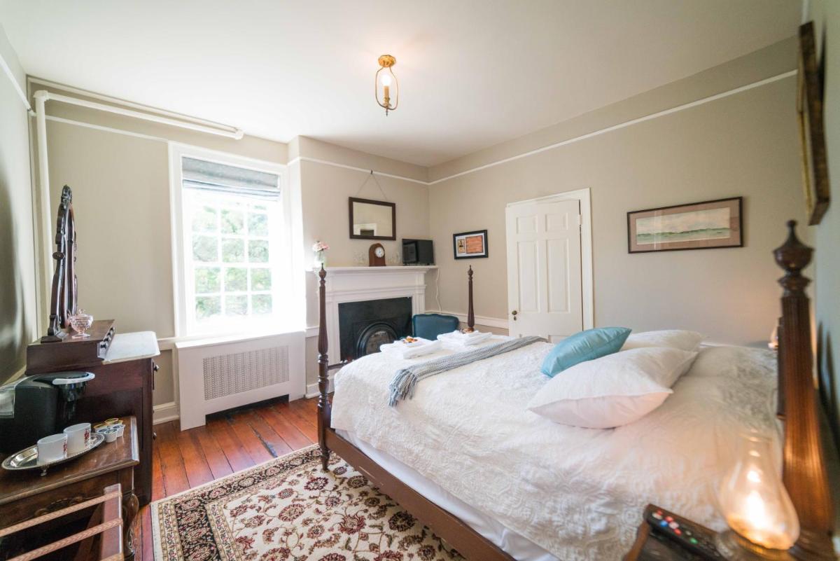 Chilton House Suites