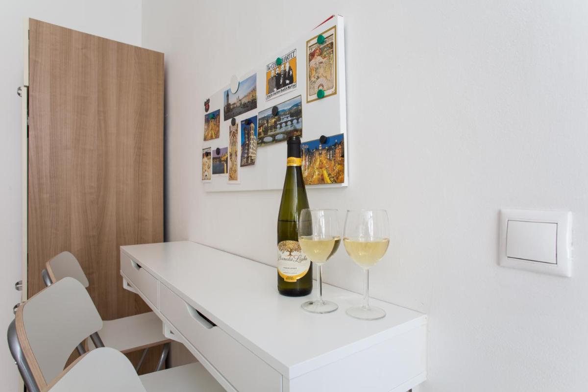 JT's Apartments Jecna str.