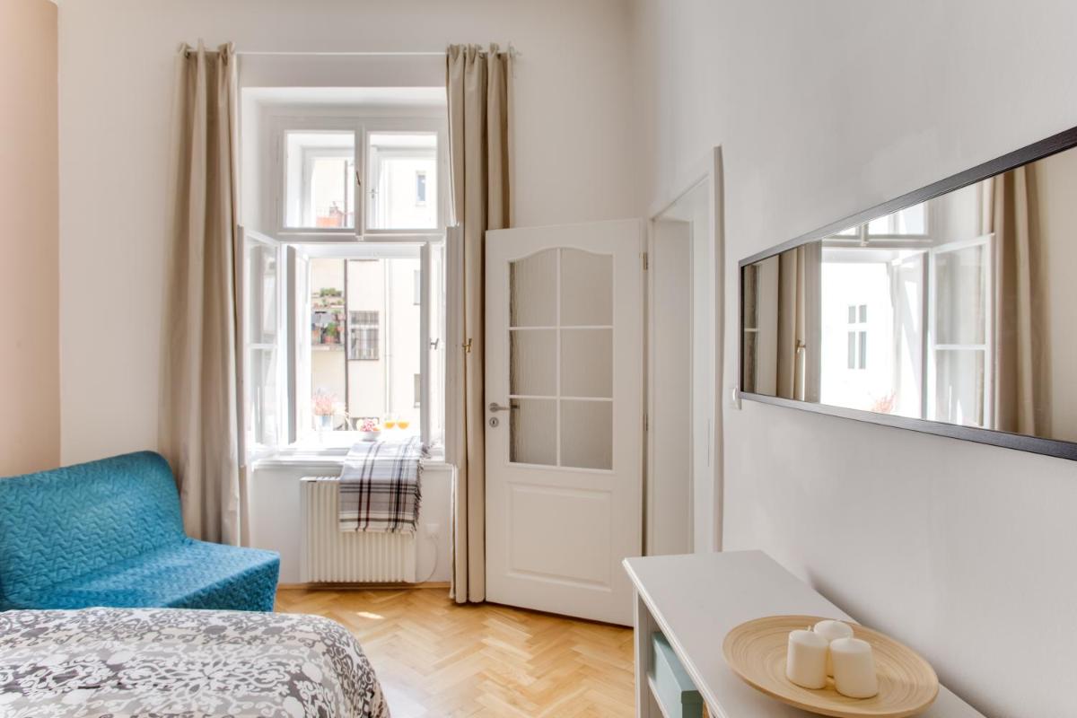 JT's Apartments Jecna str.